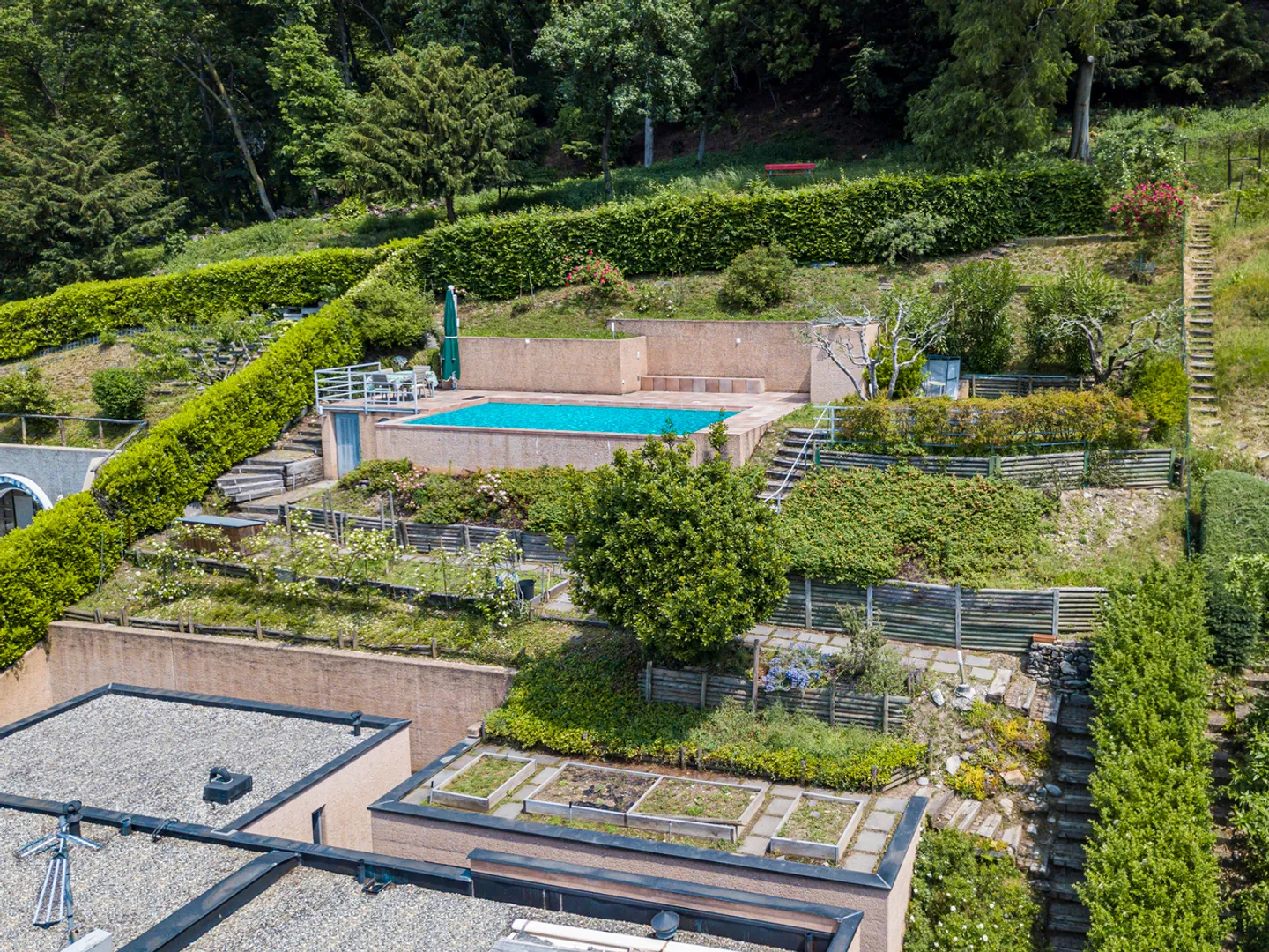 Modern House with Beautiful Lake View - Photo 18 of 19