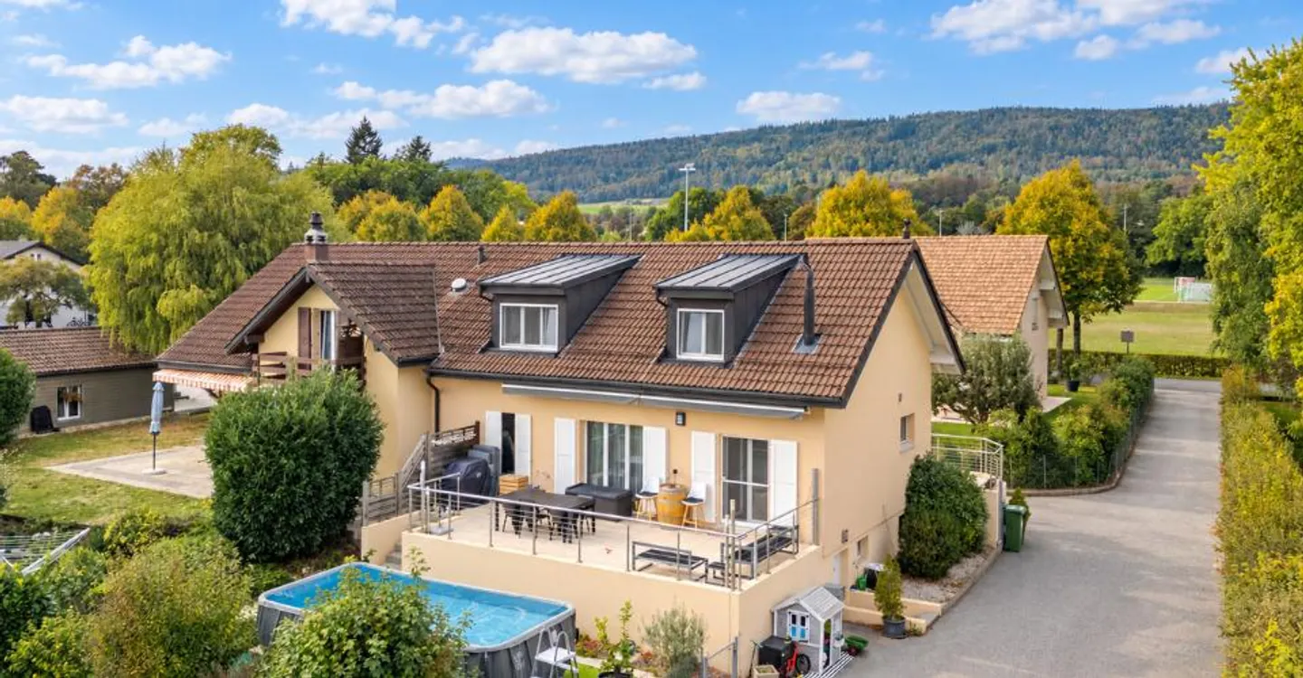 Maison familiale au calme absolu, panorama sur les montagnes - Foto 1 von 10