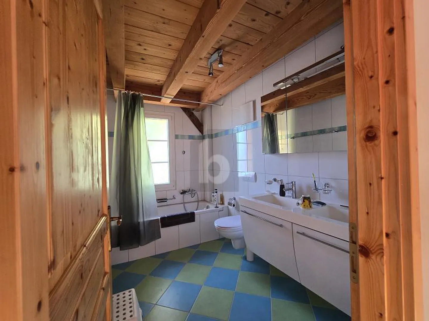 MAGNIFICO TRIPLEX CON VISTA SUL LAGO - Foto 4 di 6