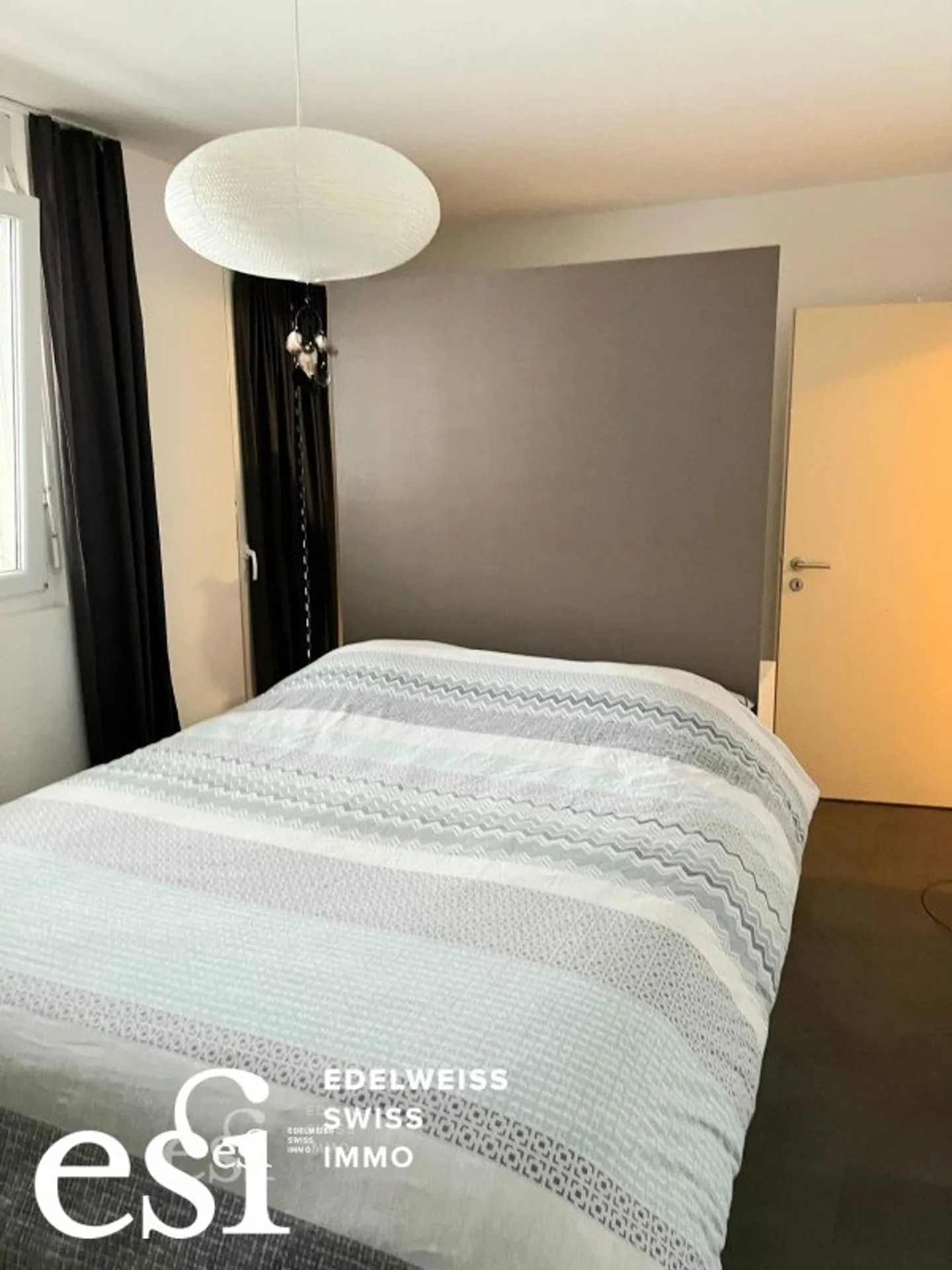 Charmante 4.5 Zimmer im 2. Stock - Foto 5 von 9