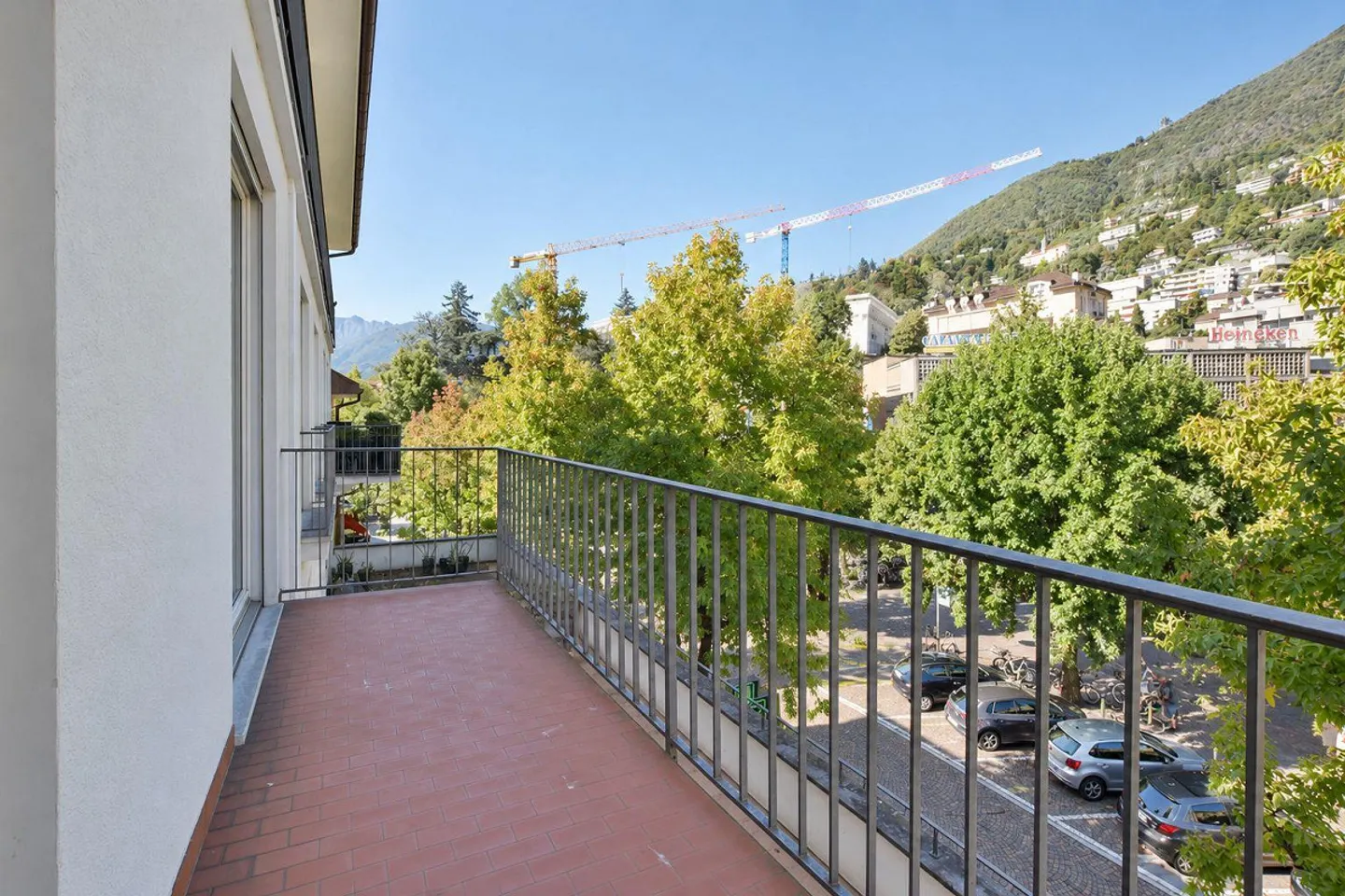 Beautiful, completely renovated 3.5-room apartment - Photo 2 of 13