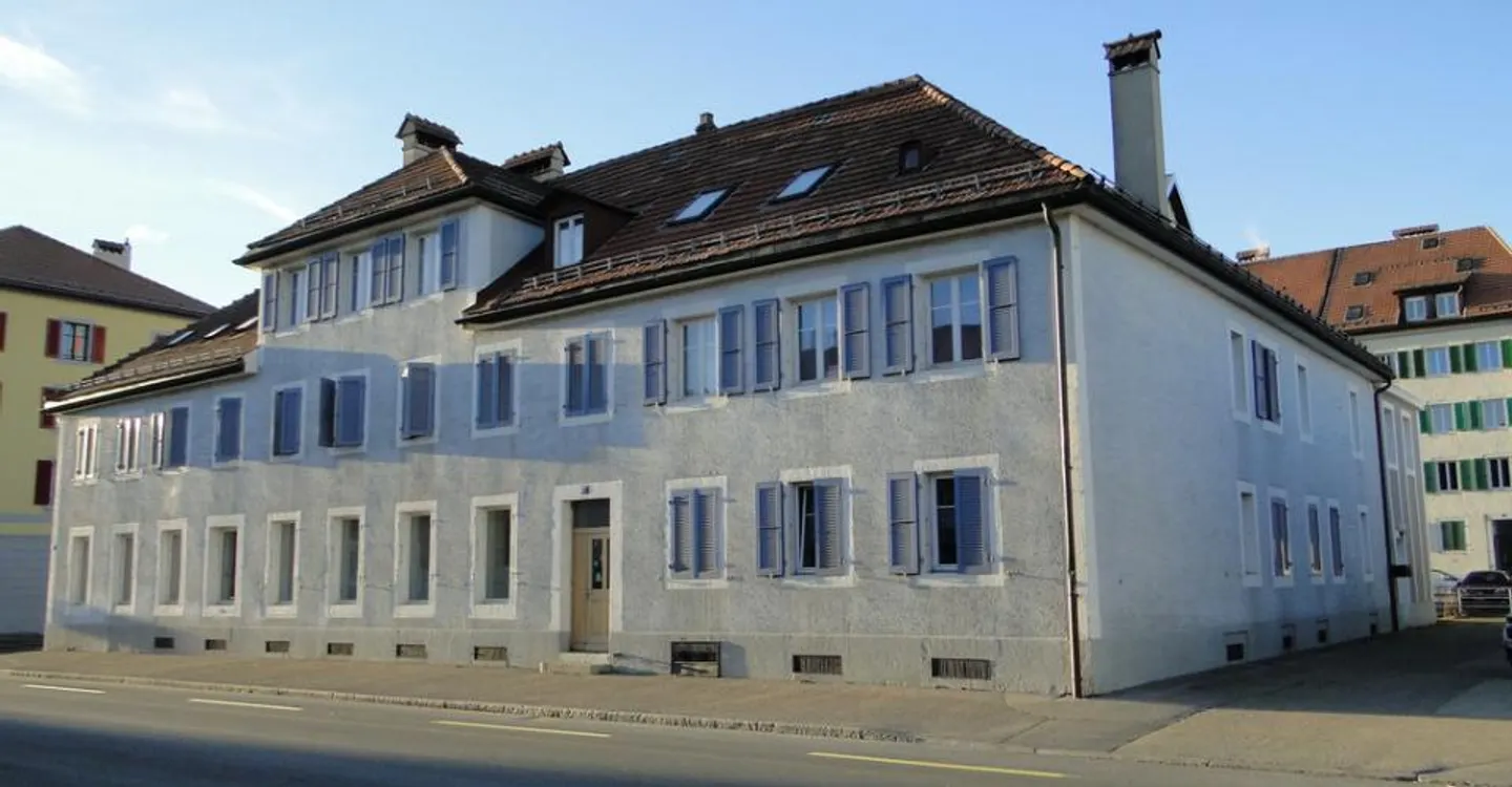 Charmant Appartement 3 Pièces - Photo 3 sur 11