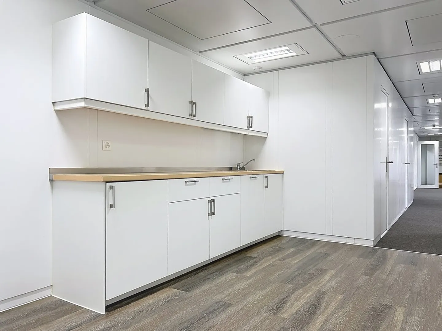 Spazio Ufficio Premium Vicino Aeroporto - Foto 3 di 8