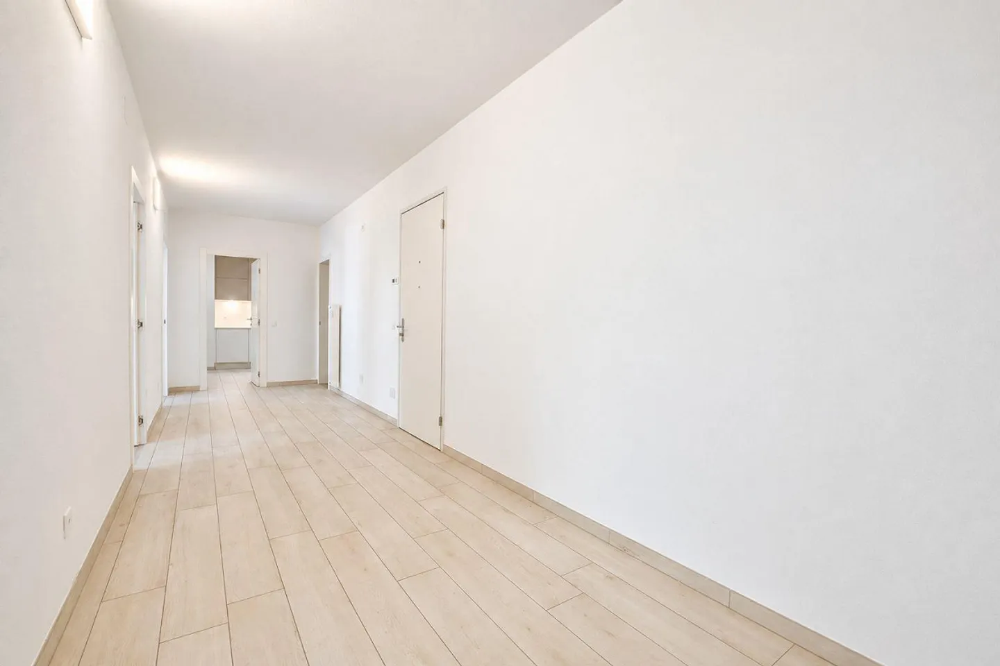 Beautiful, completely renovated 3.5-room apartment - Photo 7 of 13