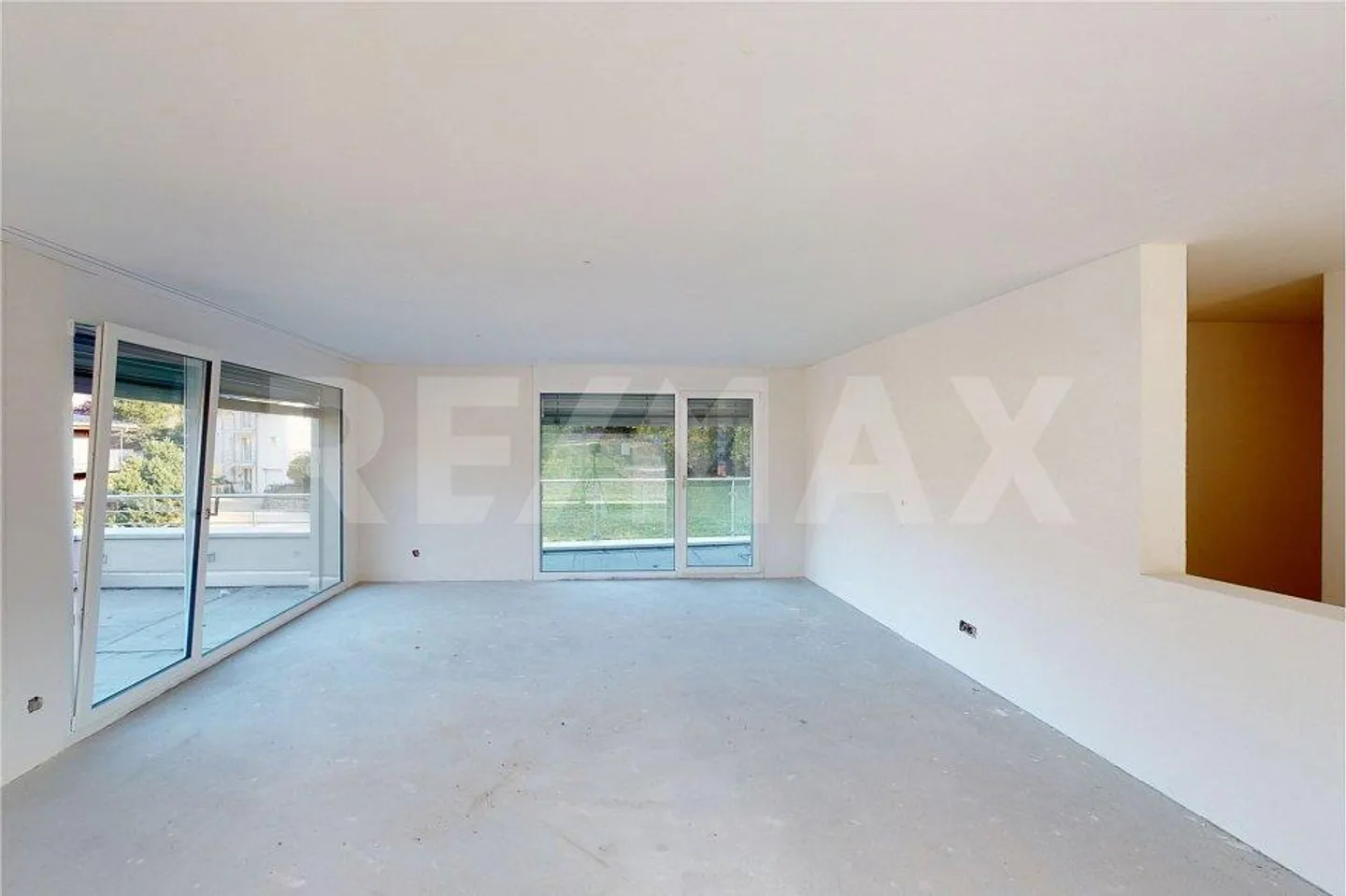 Penthouse for sale - Photo 3 of 12