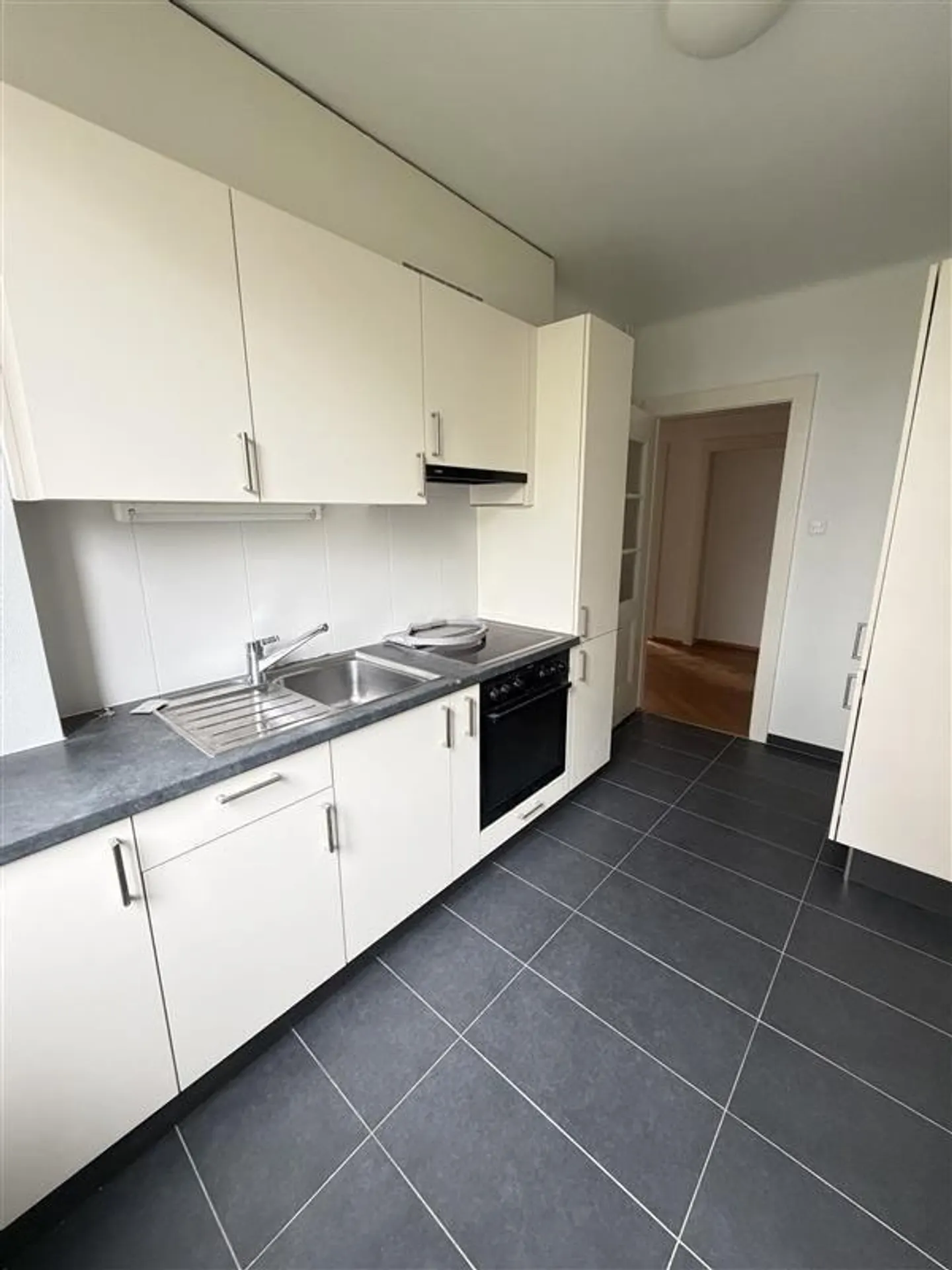 Nice apartment well located - Photo 1 of 4