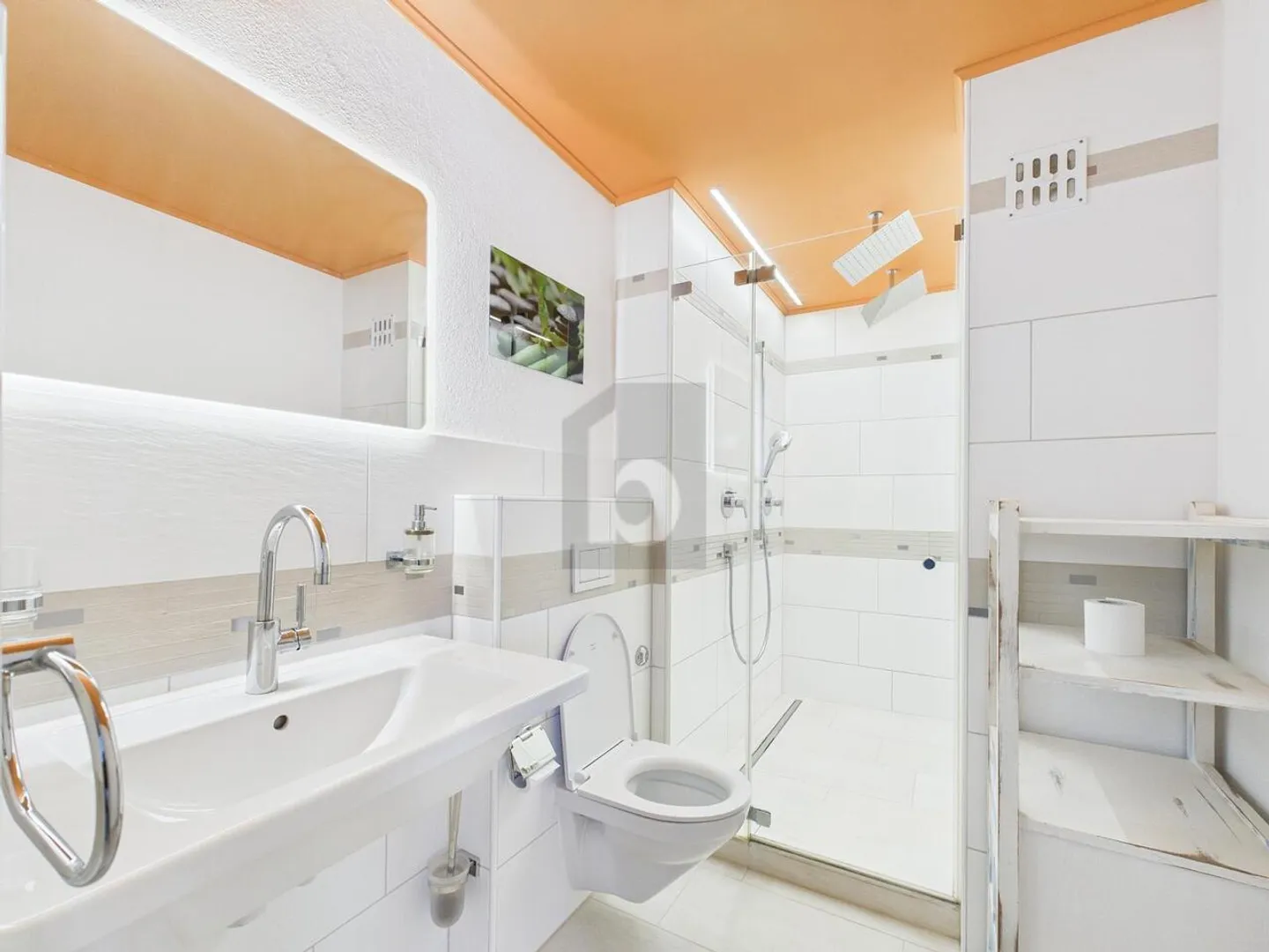 ABOVE THE ROOFS - LIVING ENJOYMENT WITH WINTER GARDEN - Photo 3 of 6