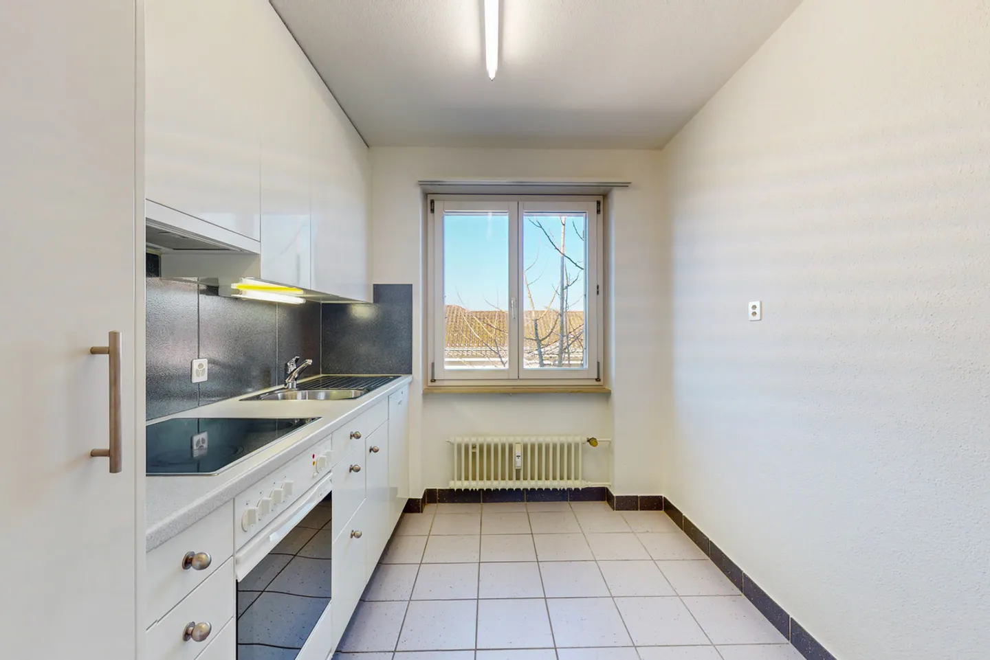 4-room apartment - Photo 3 of 9