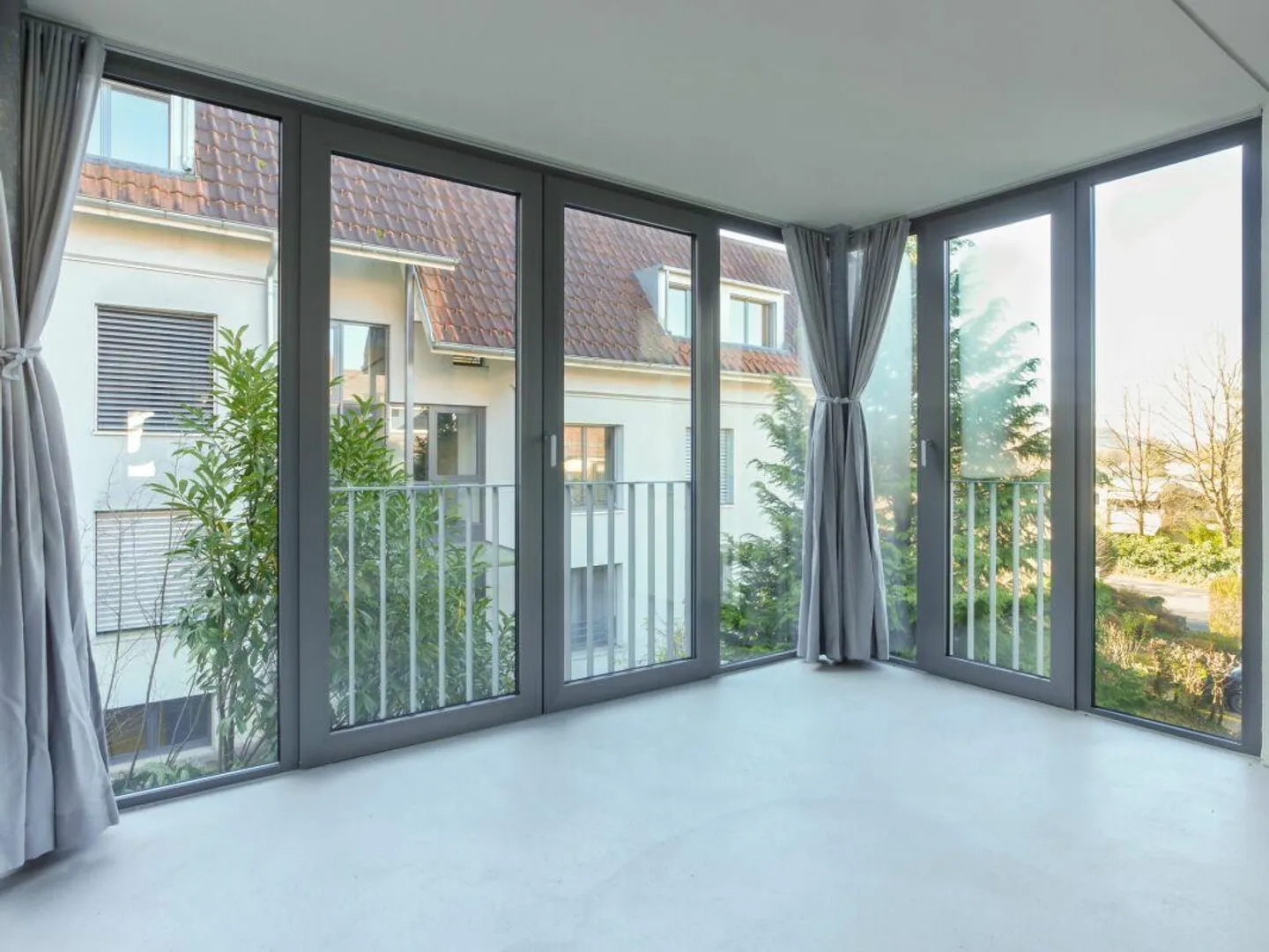 3-room apartment in Oberwil - Photo 2 of 8