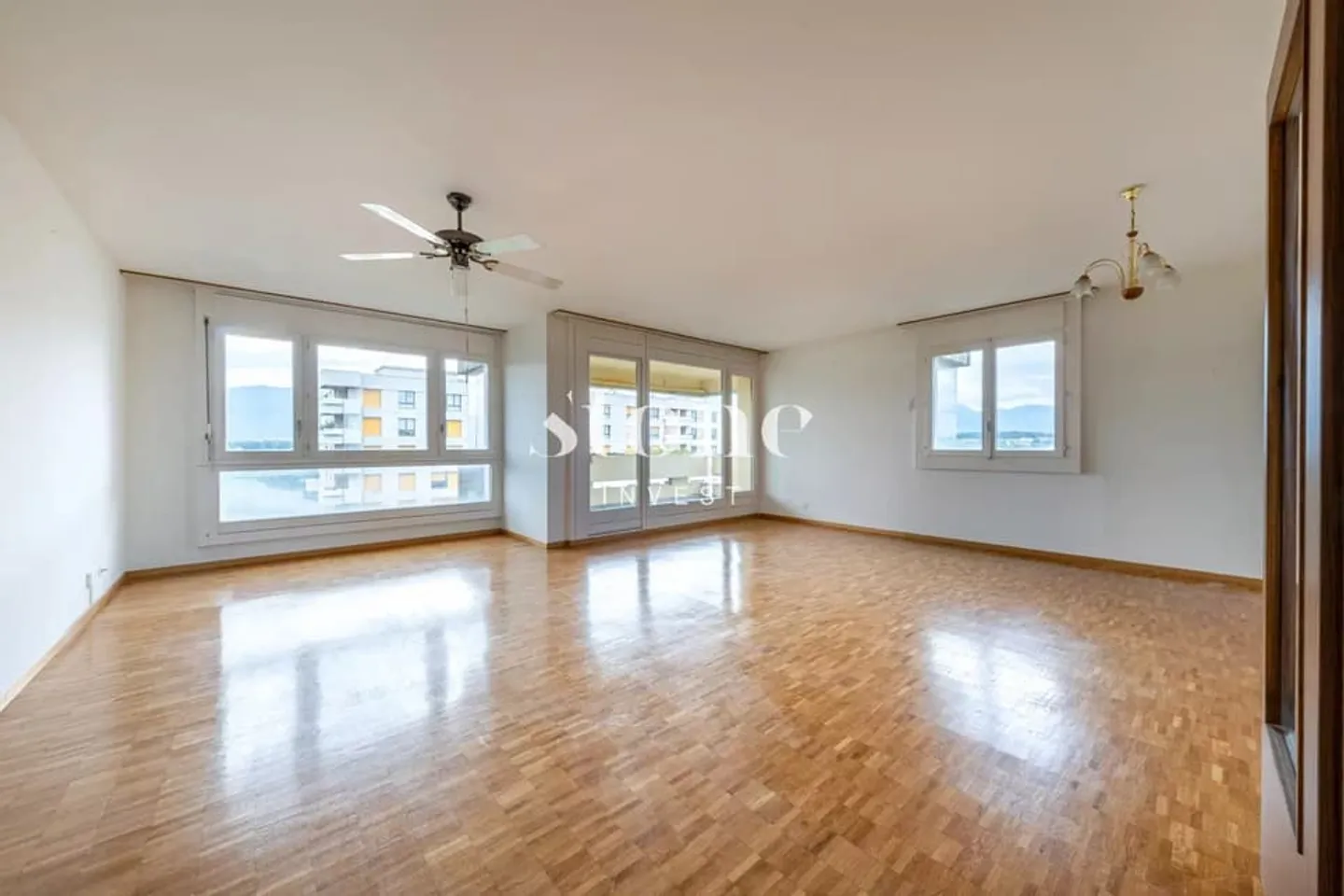 CASATAX! 4 camere, luminoso, 161m2! - Foto 2 di 11