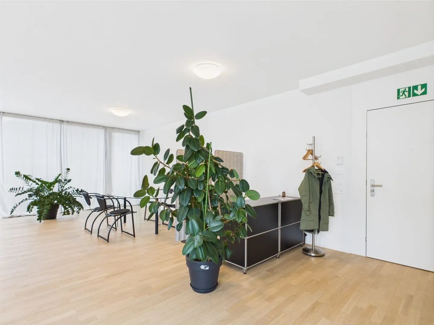 Office Space near Park - Photo 2 of 8