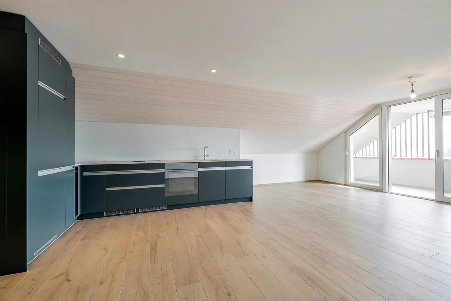 Modern Apartment - Photo 3 of 13