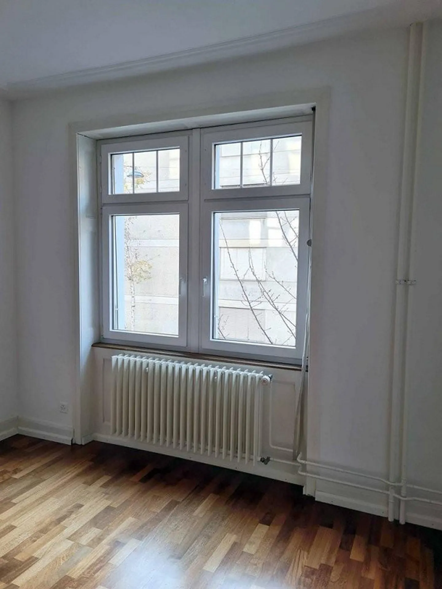 Well-maintained old building apartment in the popular St. Johanns district - Photo 3 of 8