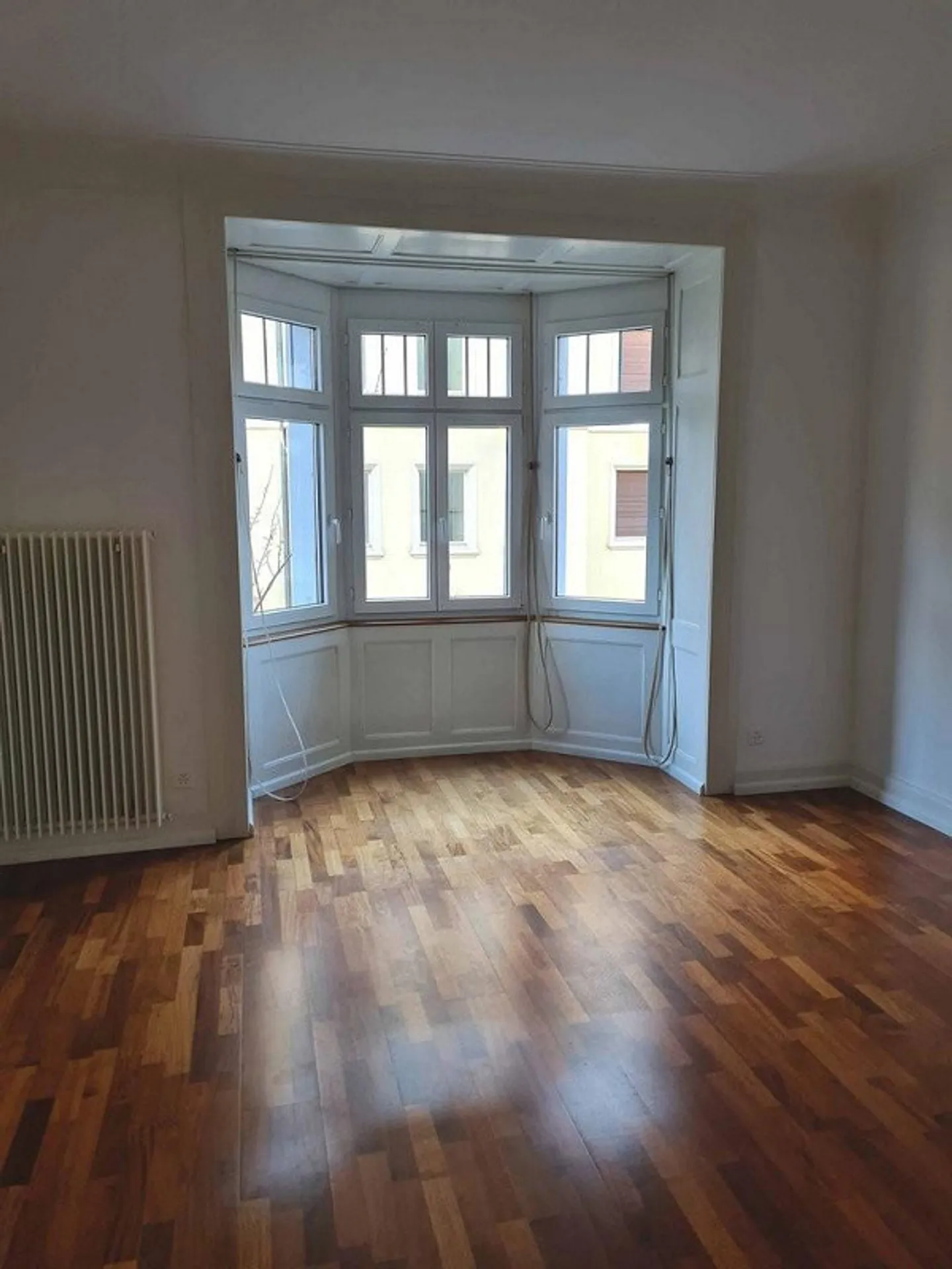 Well-maintained old building apartment in the popular St. Johanns district - Photo 2 of 8