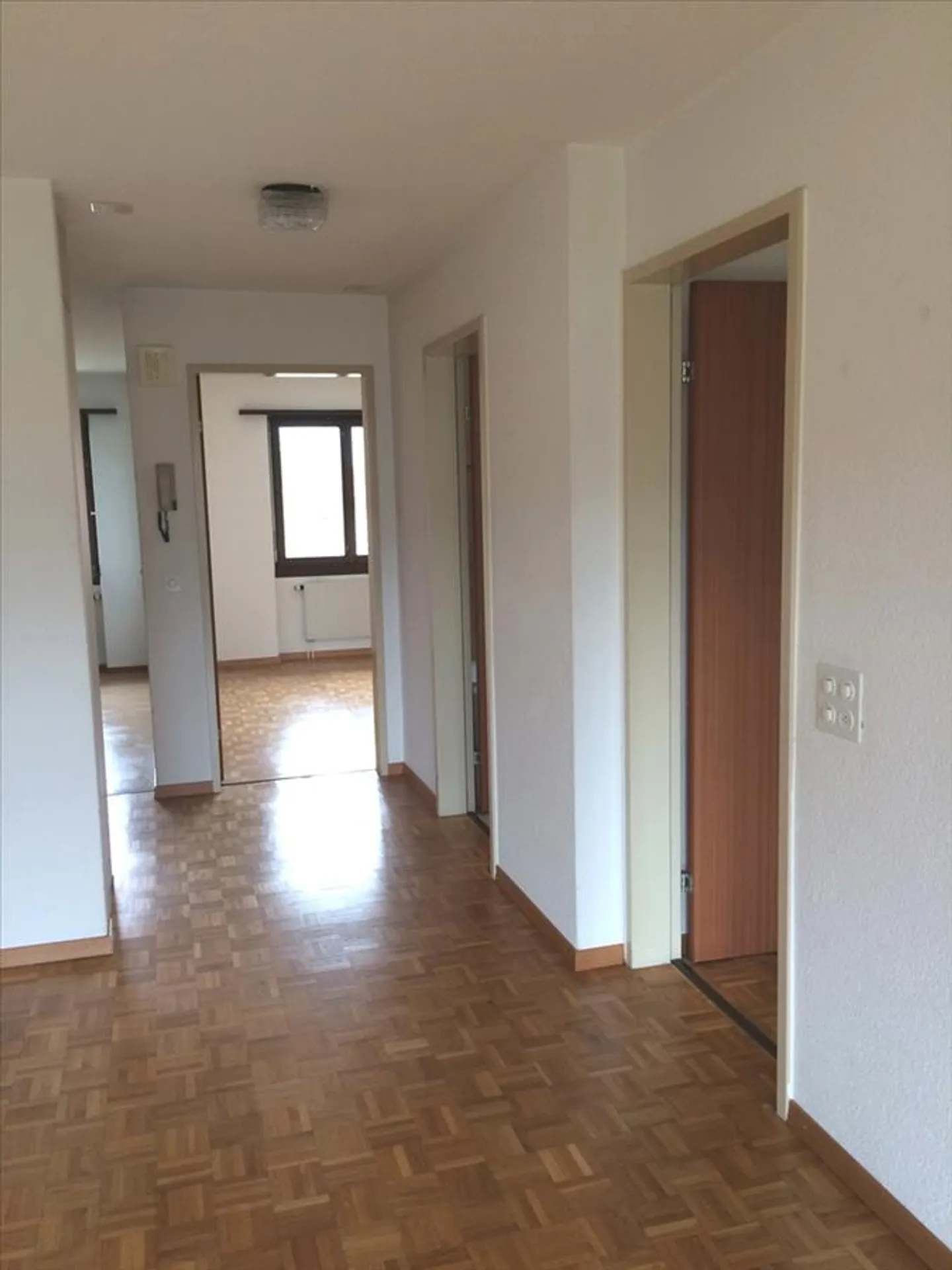 Charmante Wohnung in Burgdorf - Foto 3 von 11