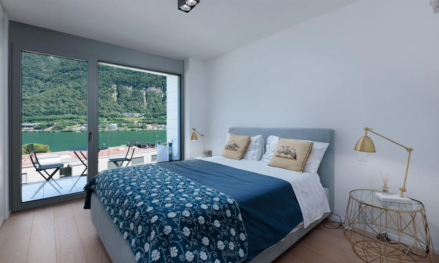 Moderne 3.5-Zimmer-Wohnung mit großer Terrasse und Seeblick in Riva San Vitale - Foto 6 von 9