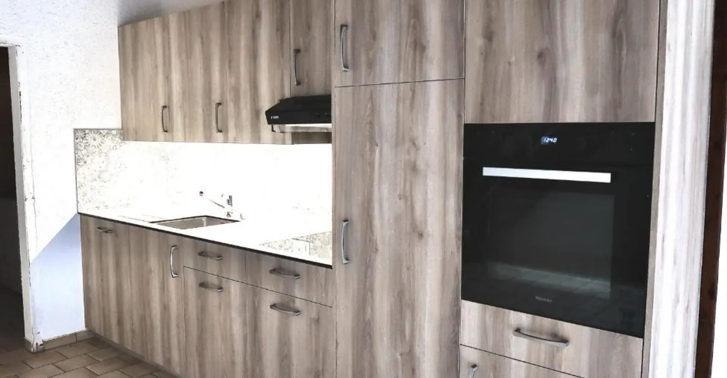 Edificio con 4 appartamenti e 1 spazio commerciale in vendita a Porrentruy - Foto 4 di 12