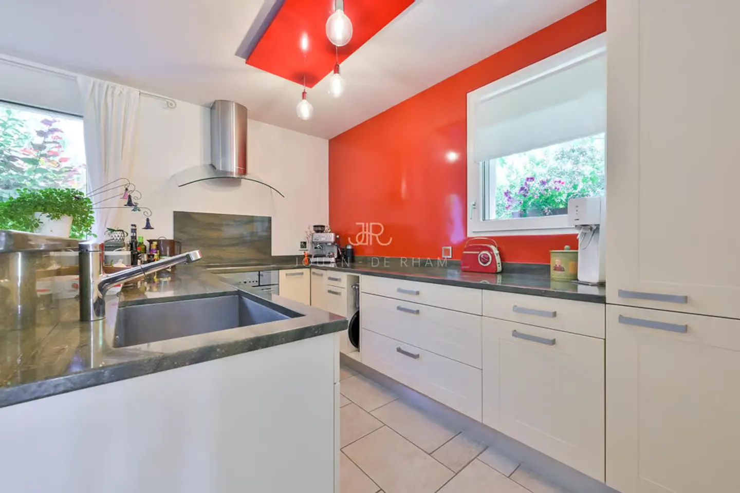 Crans | Semi-detached house with gable - completely free from nuisances - Photo 4 of 8