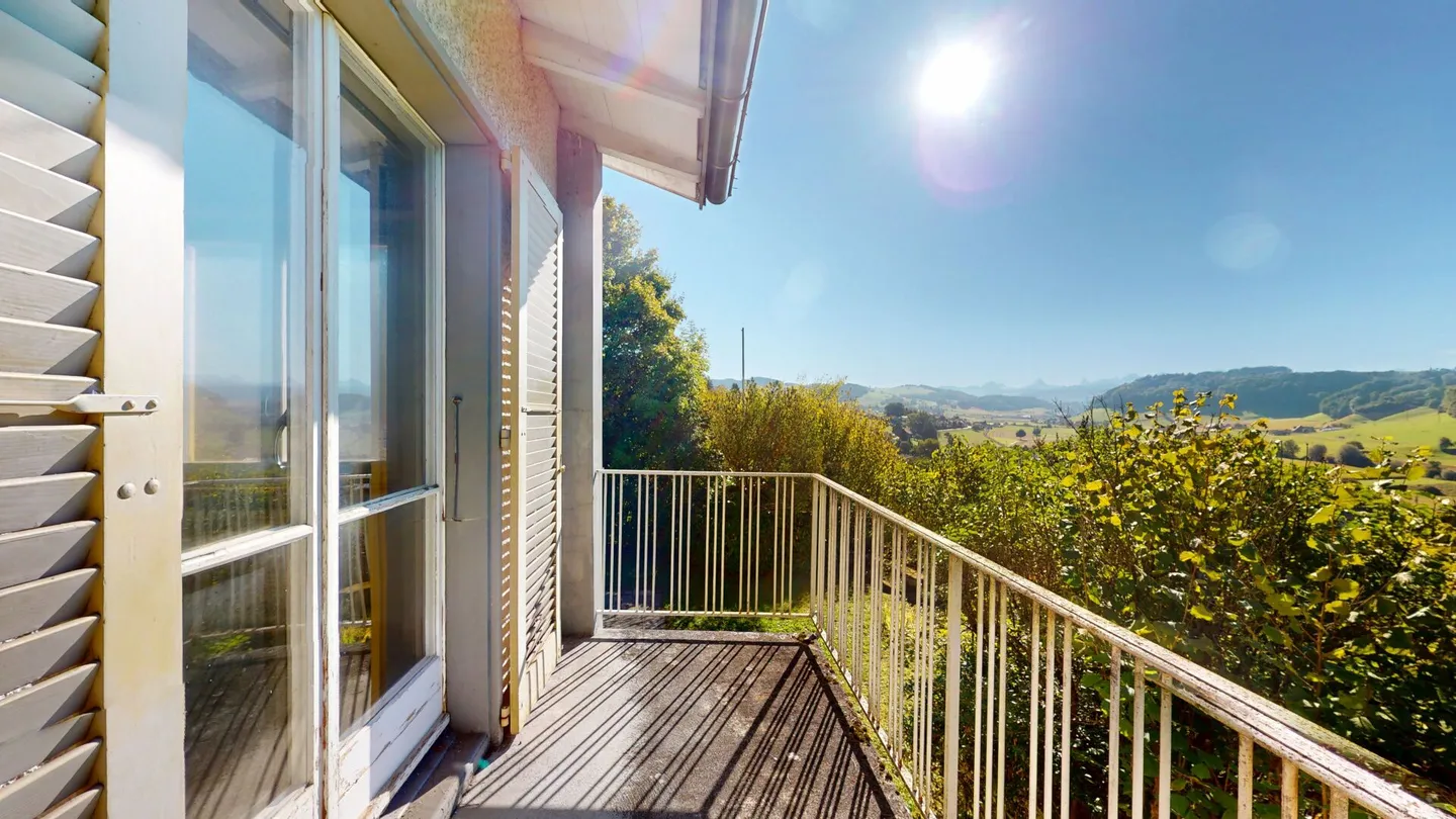 Wohnen mit Weitsicht - Zuhause mit Entwicklungspotenzial in Stettlen - Foto 7 von 14