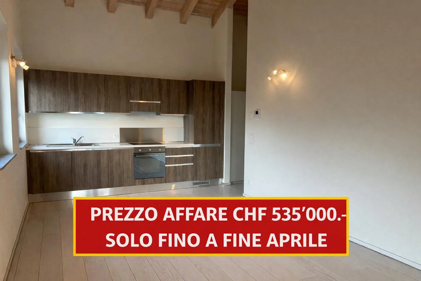 Modern penthouse with a view roof for sale in Cadro - Photo 1 of 16