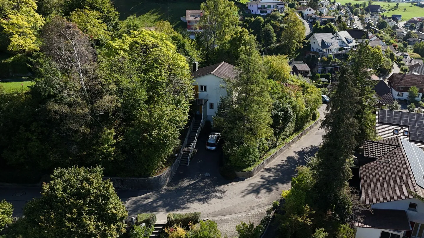 Wohnen mit Weitsicht - Zuhause mit Entwicklungspotenzial in Stettlen - Foto 5 von 14