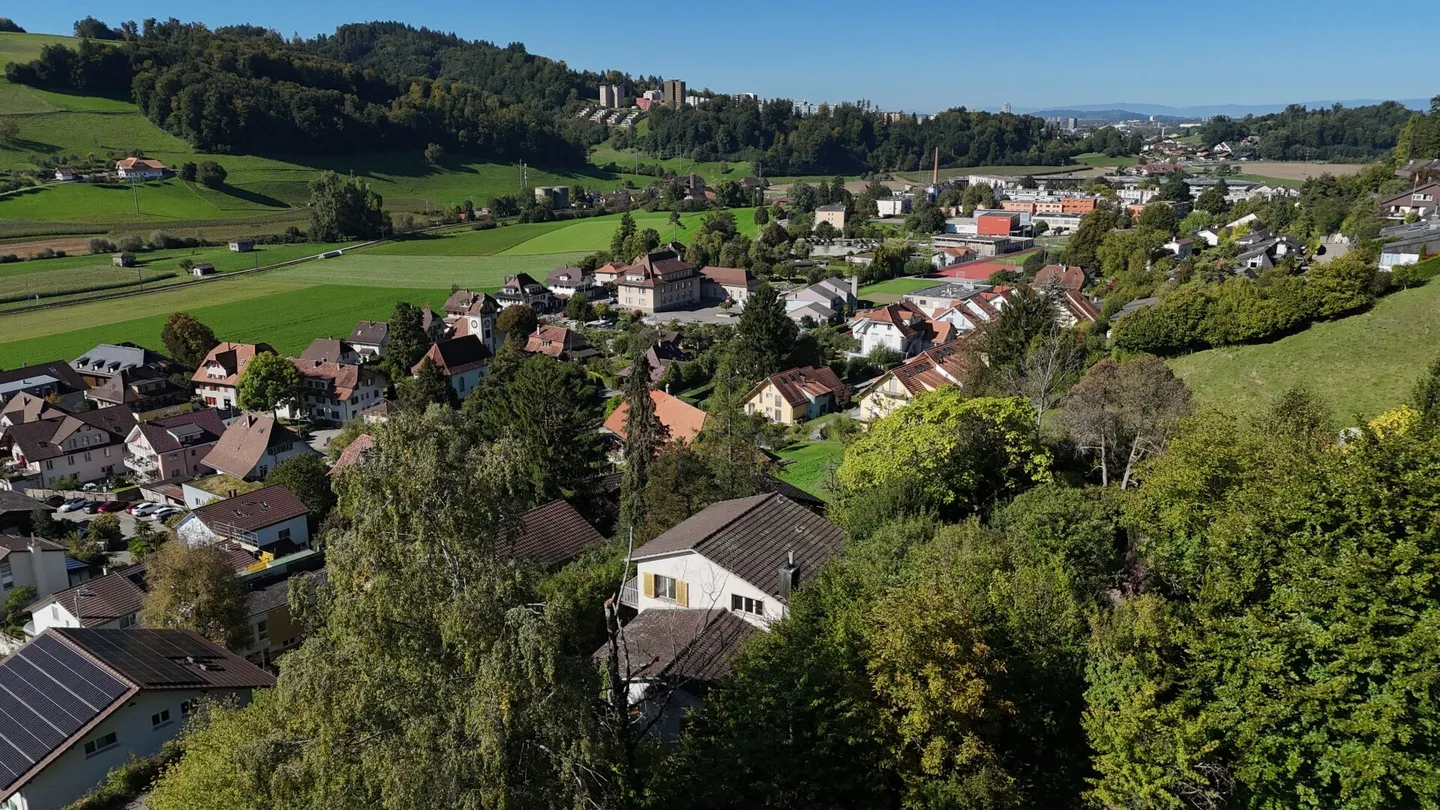 Wohnen mit Weitsicht - Zuhause mit Entwicklungspotenzial in Stettlen - Foto 6 von 14