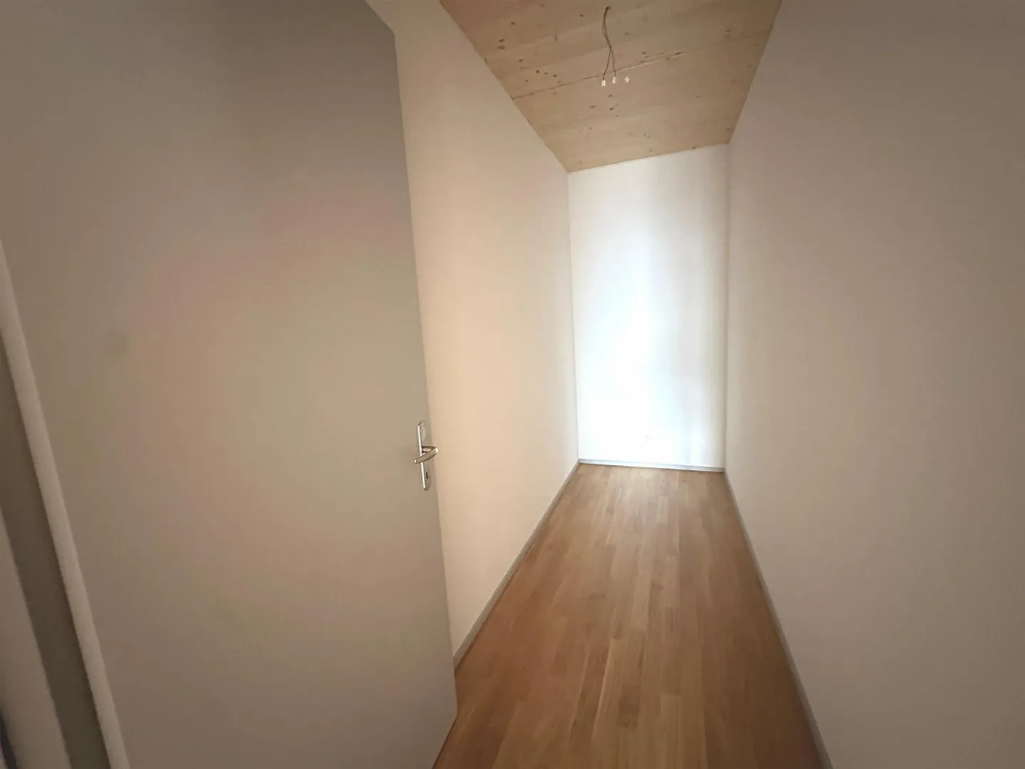 Il tuo esclusivo attico sopra i tetti di Winterthur! - Foto 8 di 11