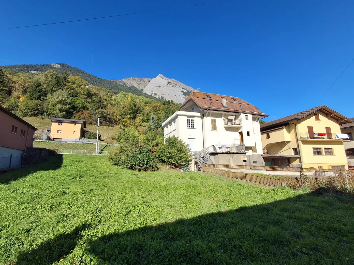 Immeuble mixte à vendre - Photo 1 sur 27