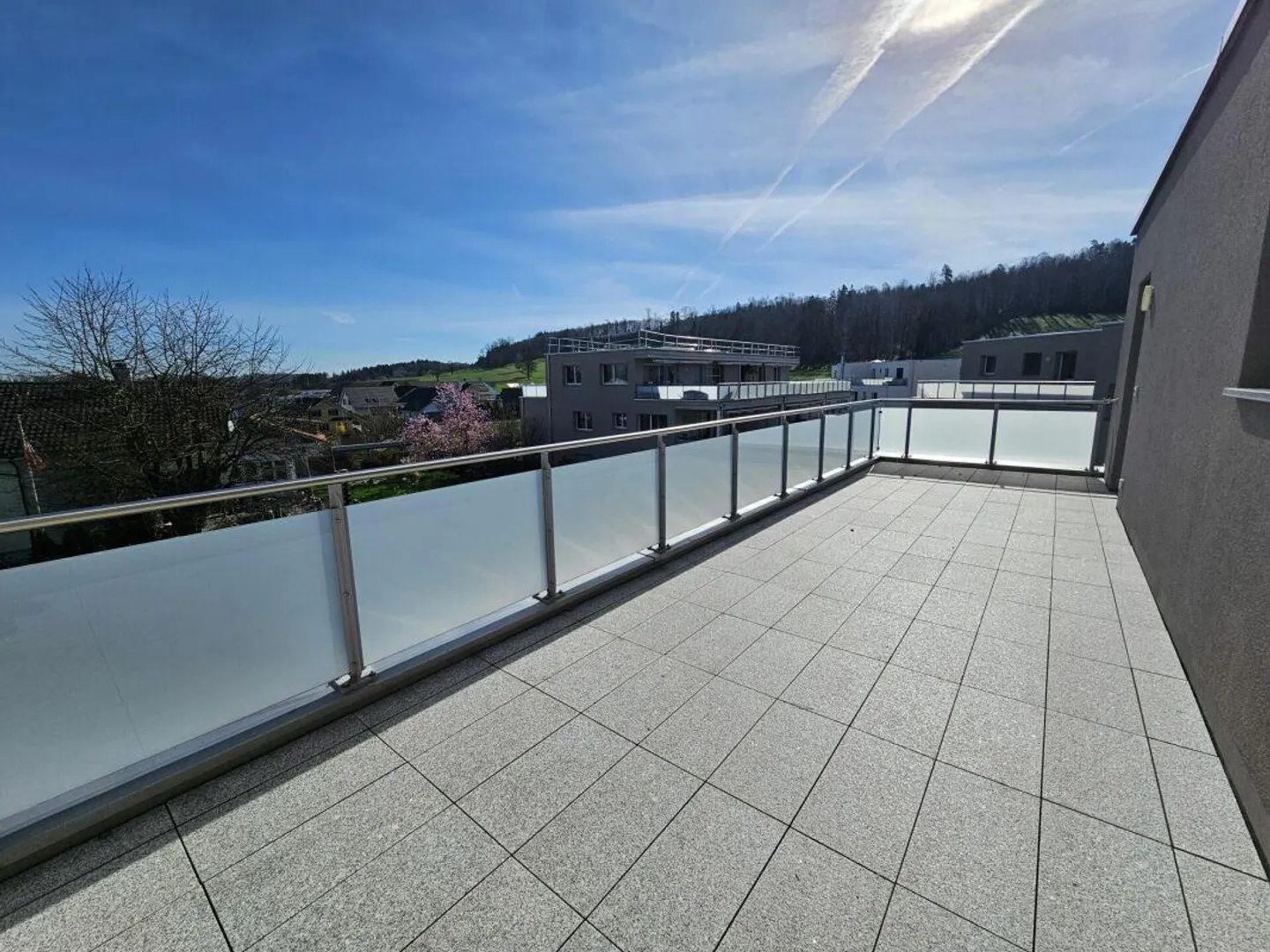 Ampio appartamento attico di 3,5 stanze - Foto 10 di 11