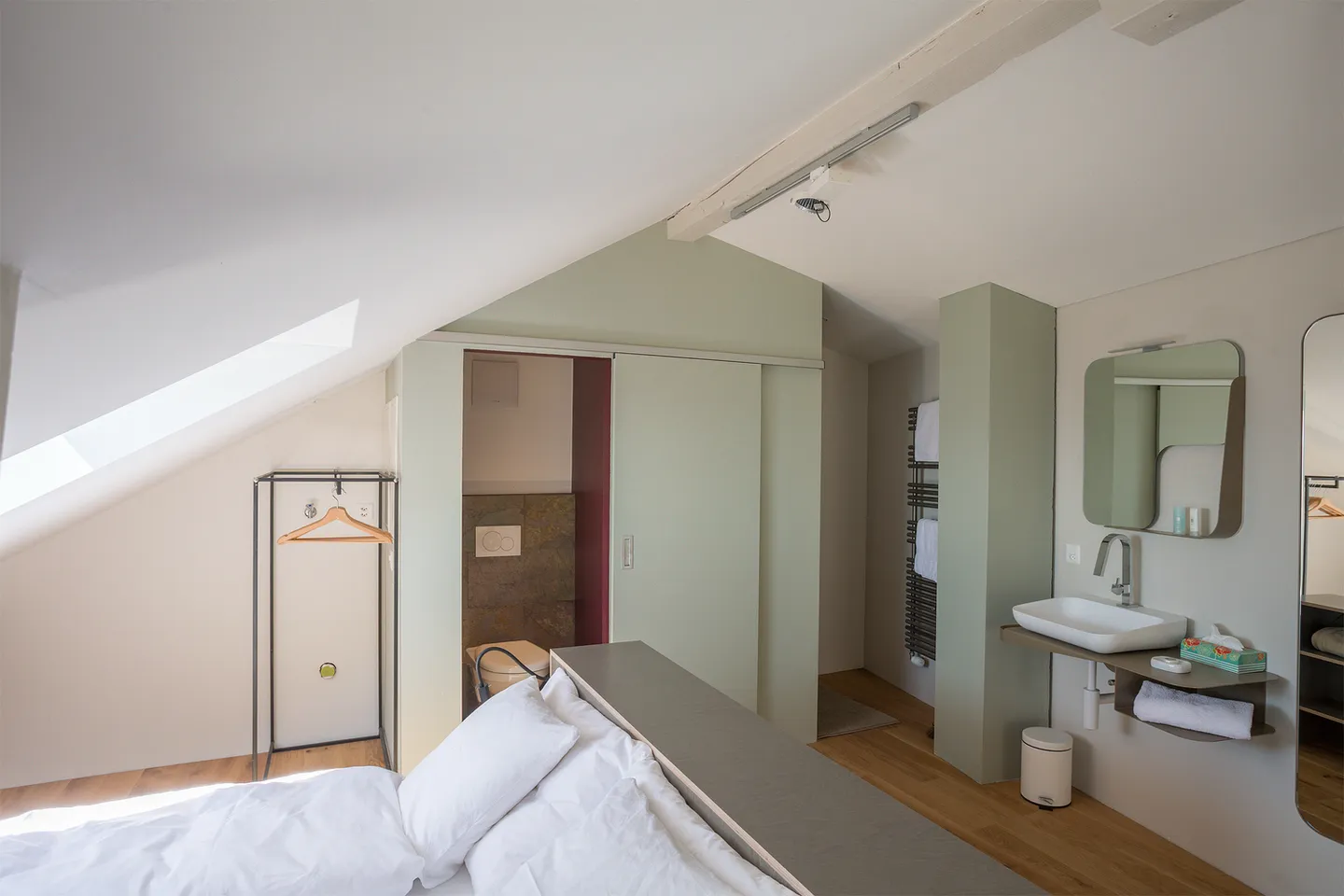 Studio élégant avec vue sur le lac - Photo 6 sur 10