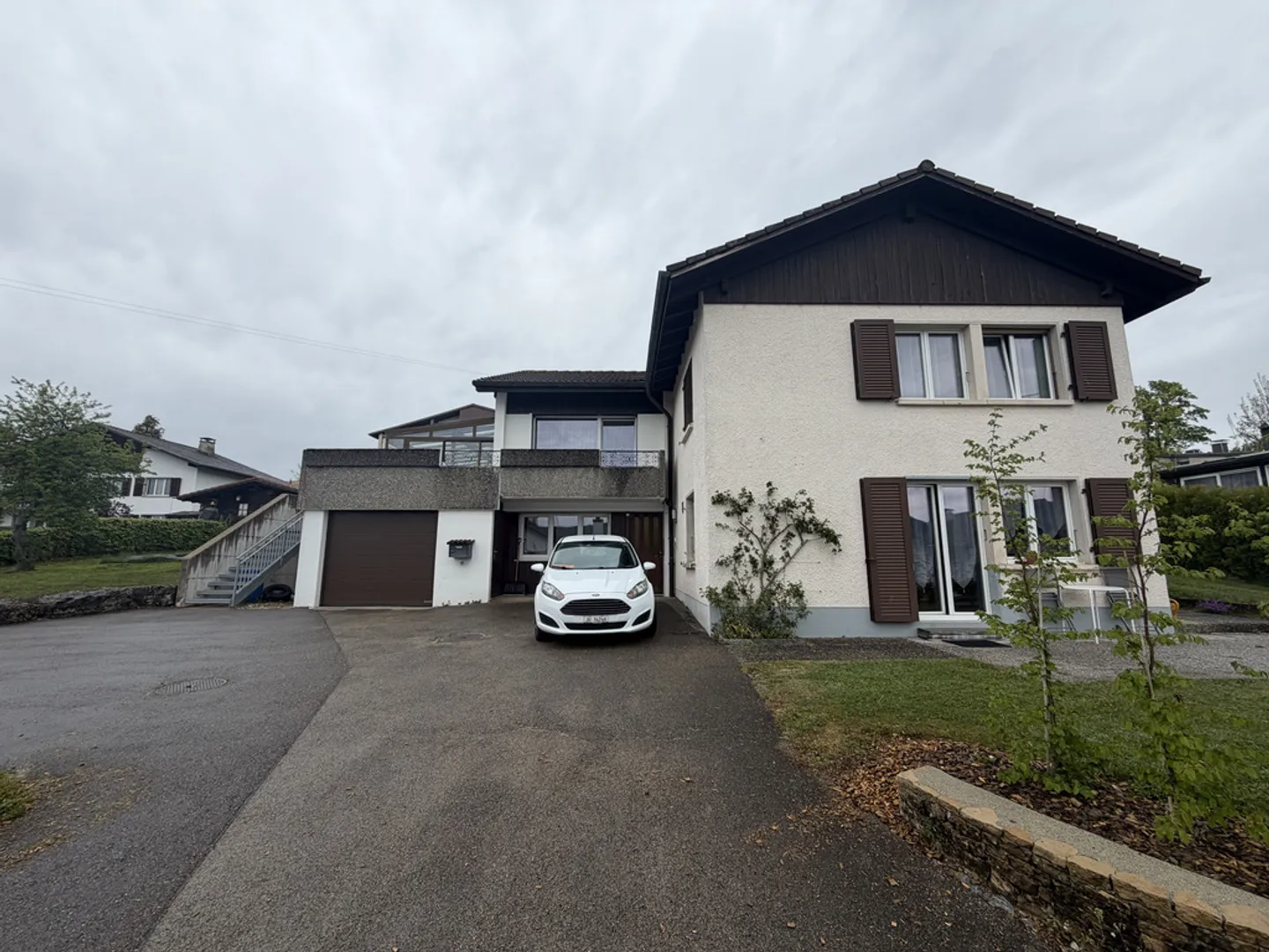 Appartement spacieux avec jardin - Photo 1 sur 10