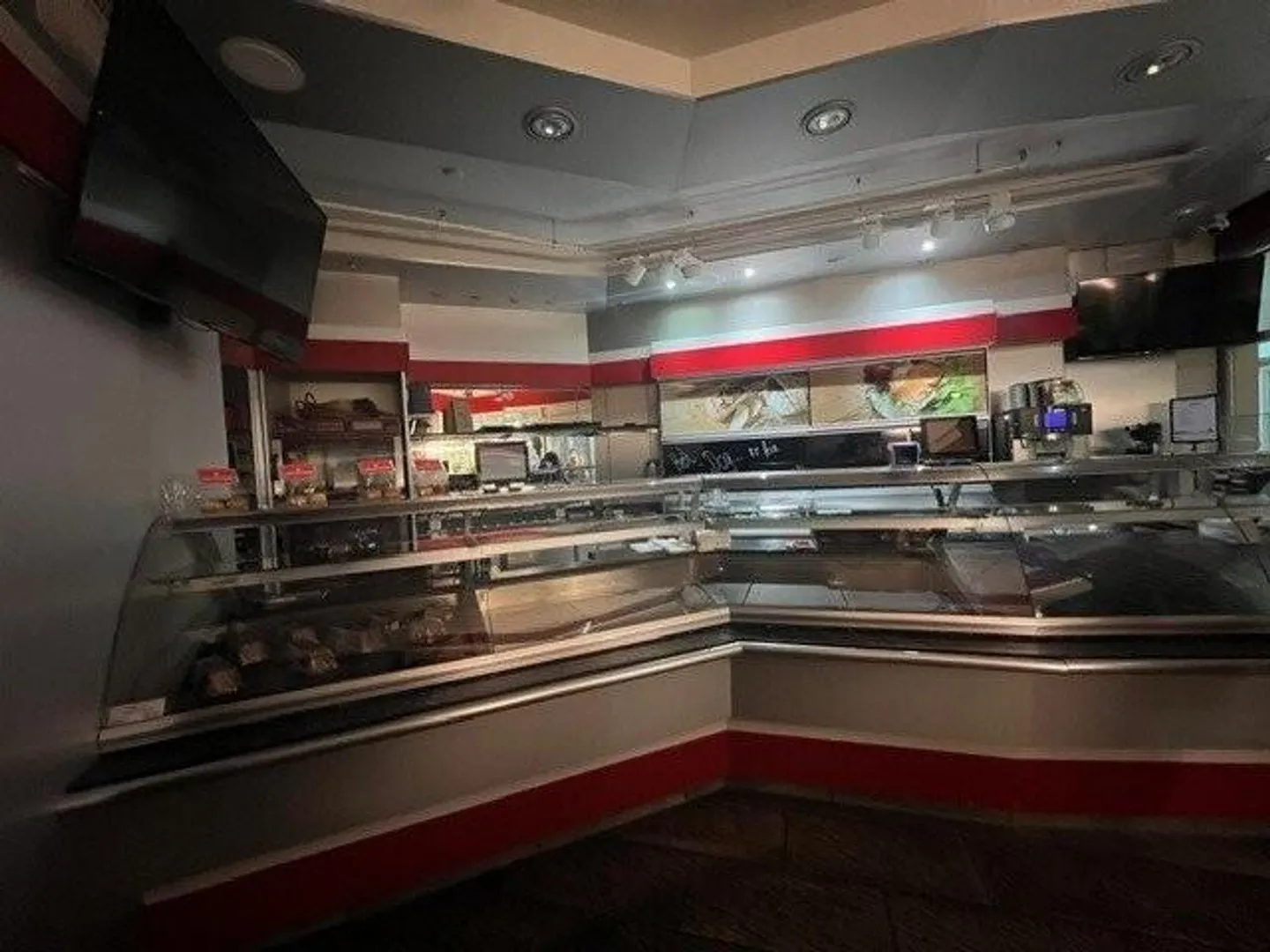 Spazio di vendita in posizione privilegiata al City Märt Aarau - Foto 6 di 11