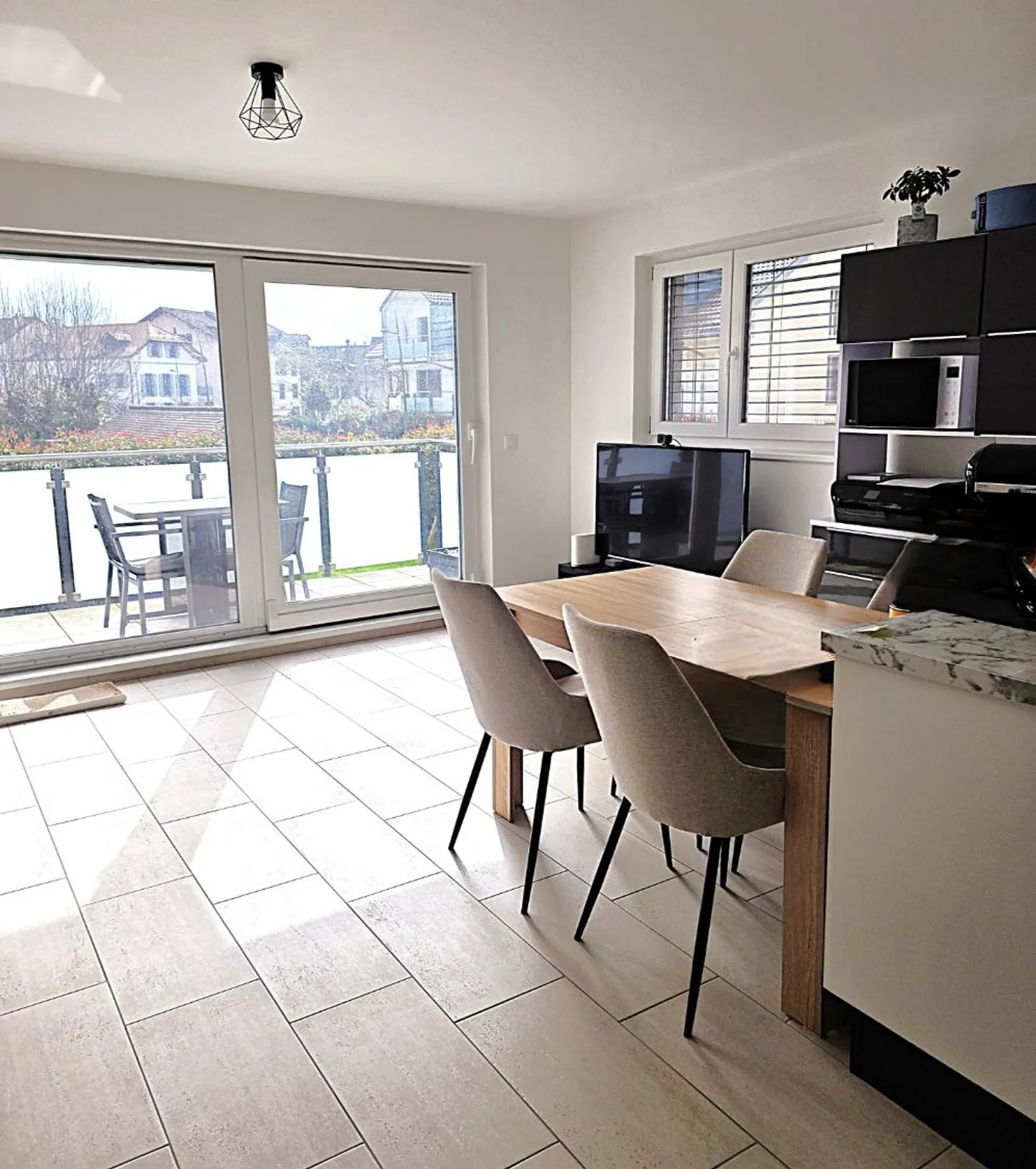 Rennaz (VD) – Bell'appartamento di 2,5 stanze – Tranquillo e luminoso - Foto 2 di 6