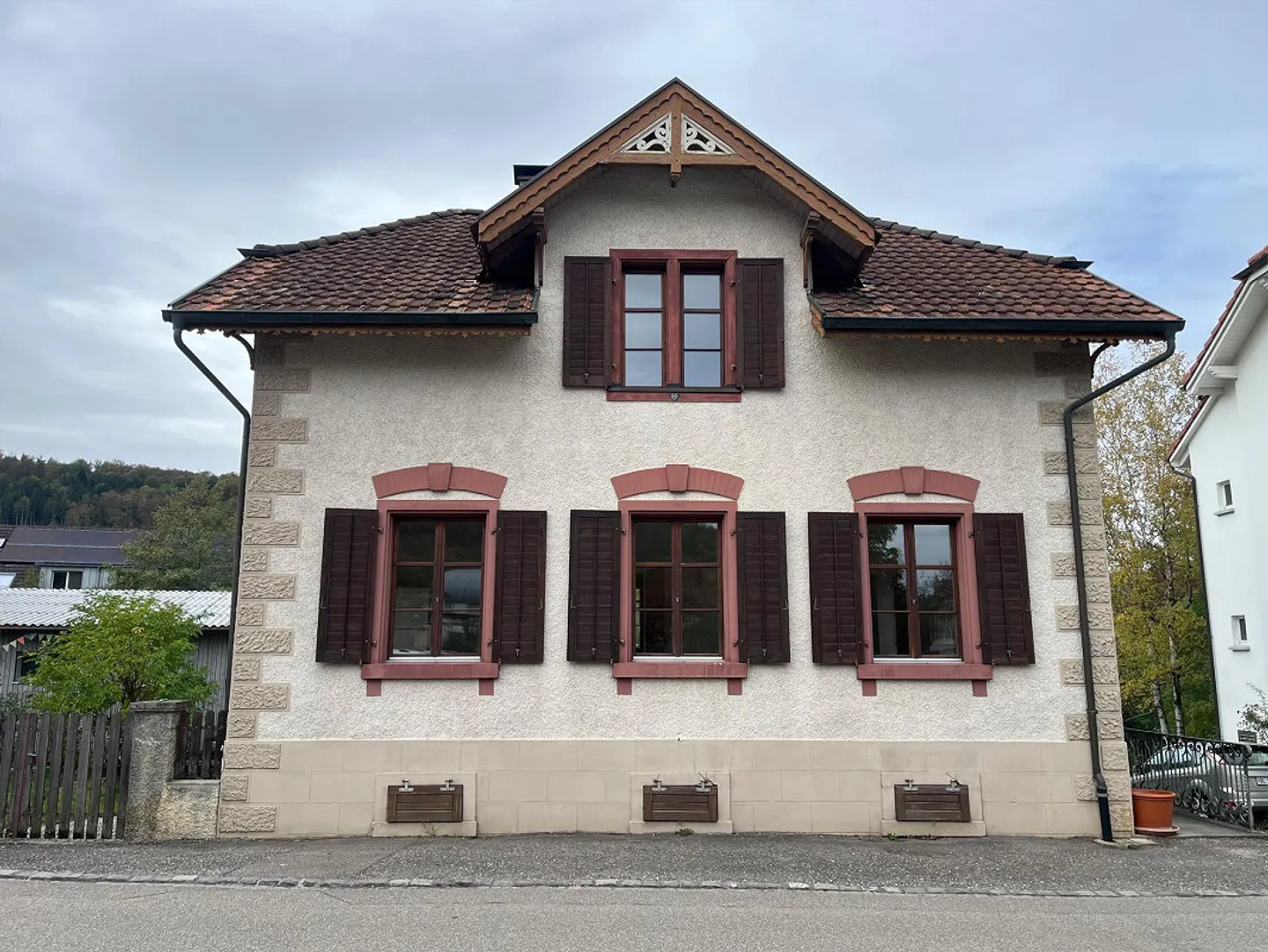 Charmantes 6-Zimmer-Haus mit Garten am Bach – 5 Min. zum Bahnhof - Photo 5 of 23
