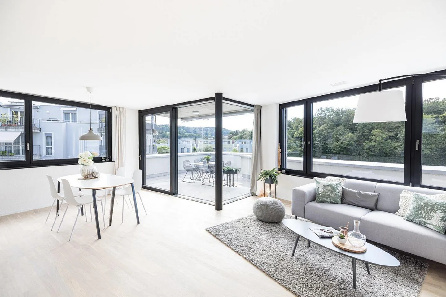 1. Monat GRATIS / Grosse Familienwohnung - Foto 1 von 7