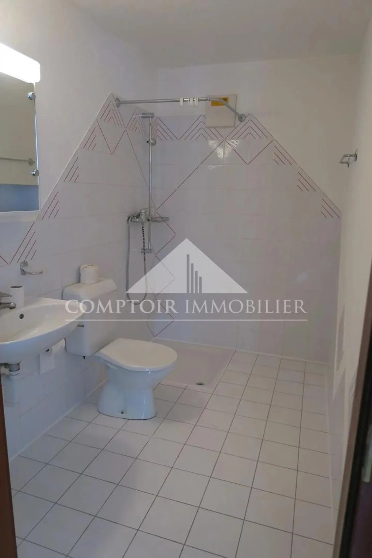 Recently renovated studio in Chalais - Photo 5 of 5