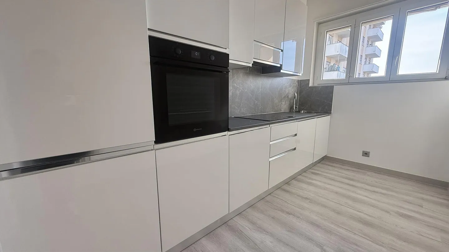 Appartamento ristrutturato a Chiasso - Foto 1 di 9