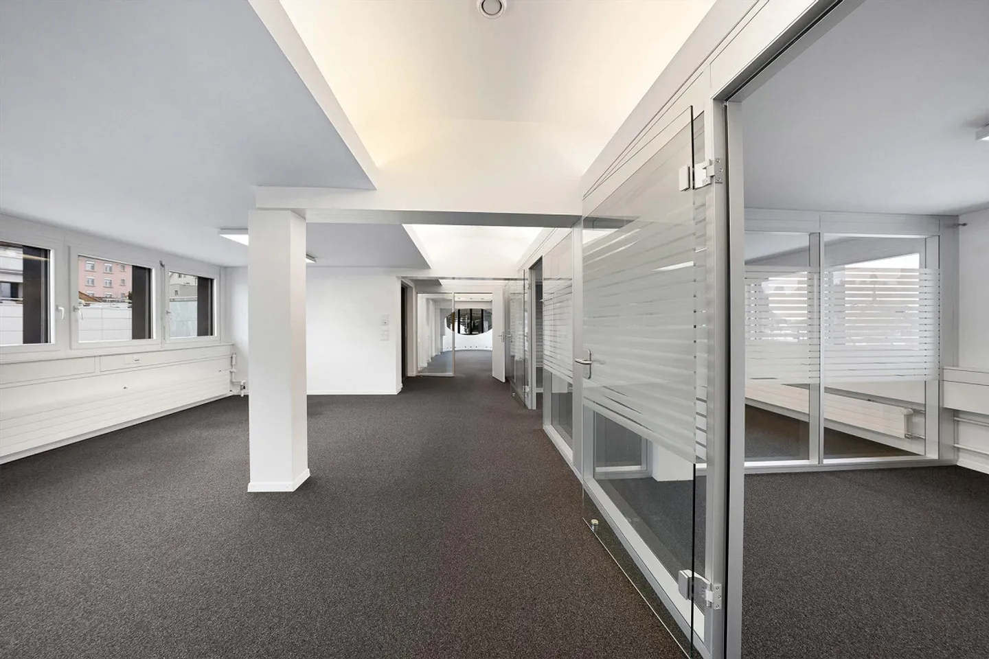 Commercial property in St. Gallen - Photo 7 of 13