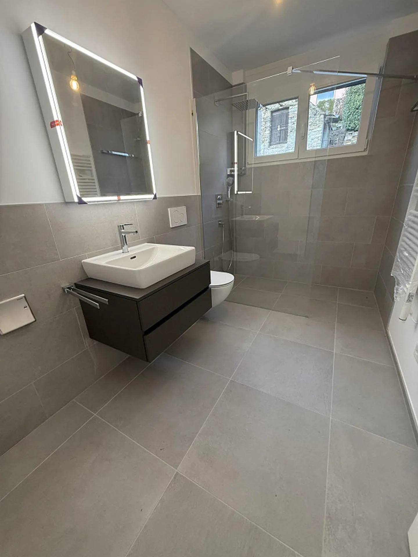 Wonderful 4.5-room apartment with lake view - Photo 11 of 12