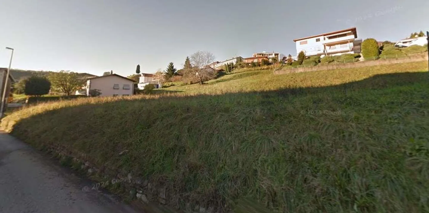 Balerna : Terrain constructible au centre du village - Photo 2 sur 2