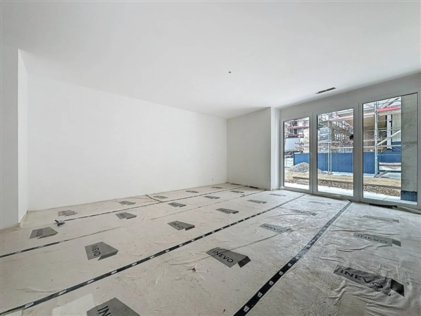 Nouveau studio avec terrasse couverte et jardin - Photo 2 sur 13