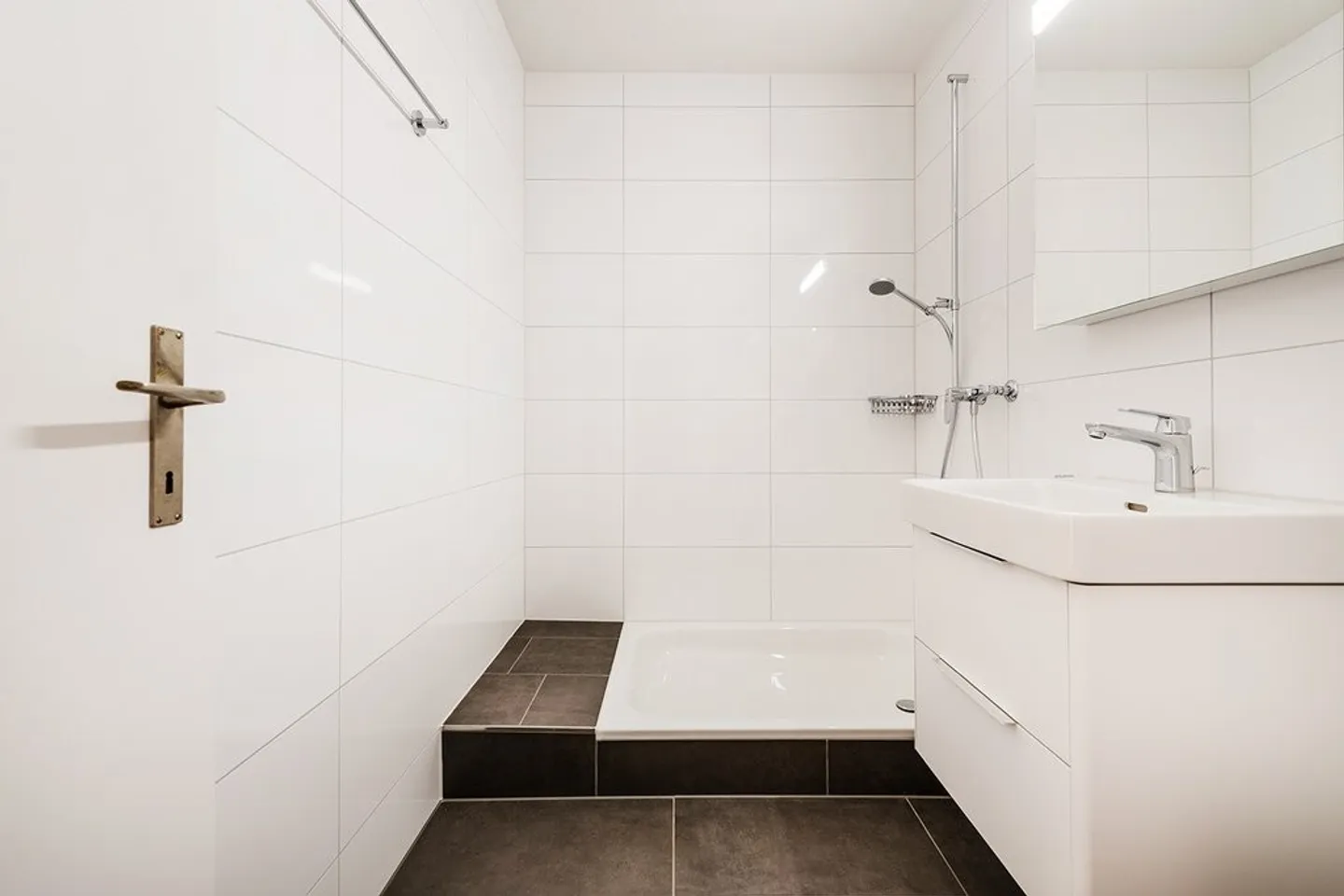 Charming 2.5-Room Apartment - Photo 5 of 6