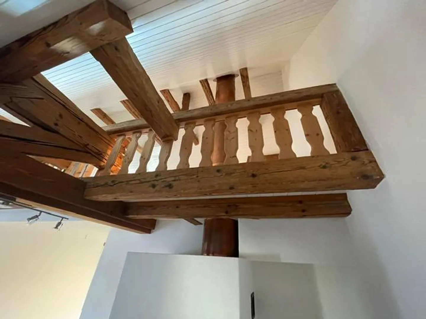 Incantevole appartamento di 5 stanze con galleria e ascensore nel cuore della città vecchia - Foto 4 di 9
