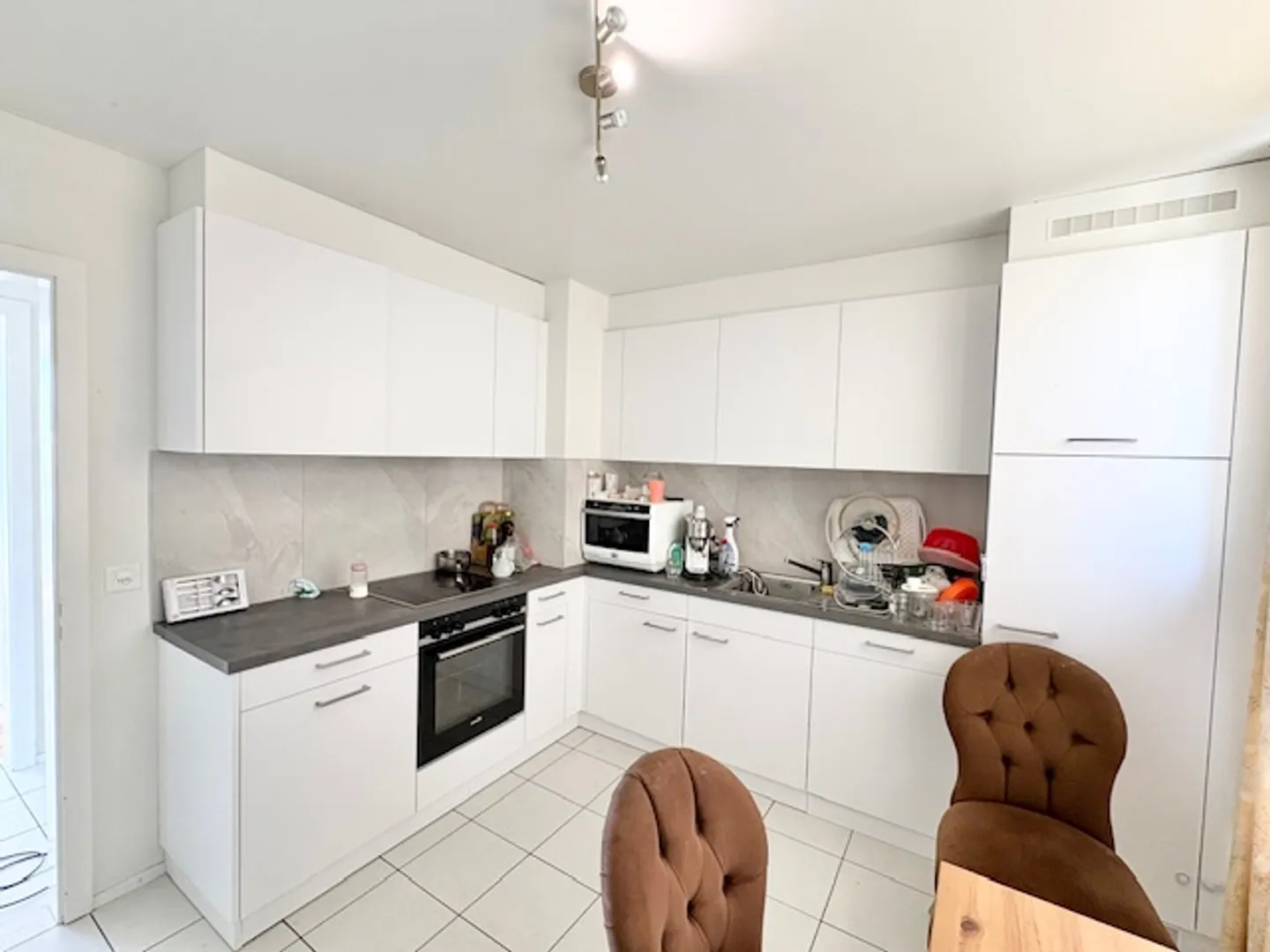 4.5 Room Apartment - Photo 3 of 8