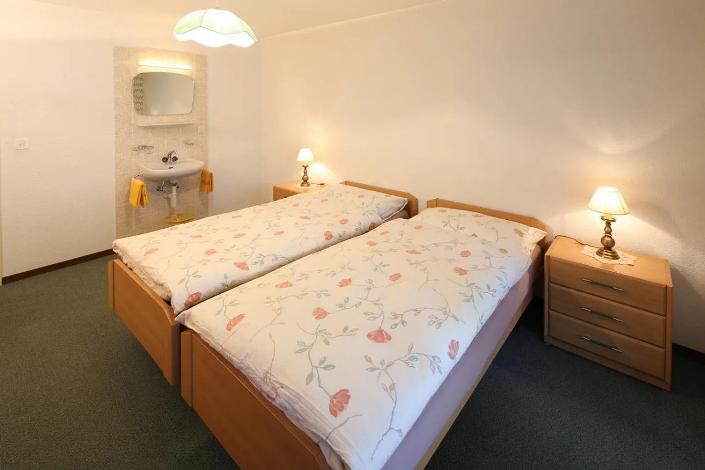 From May 1, 2026 - only in annual rent - Photo 2 of 30