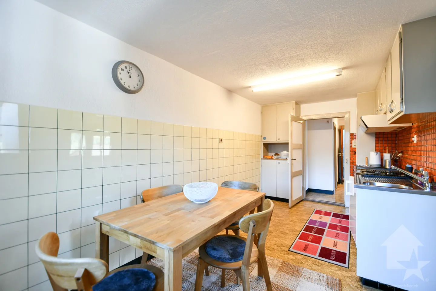 Dorfhaus im Herzen von Isérables mit Gewerbefläche - Foto 3 von 10