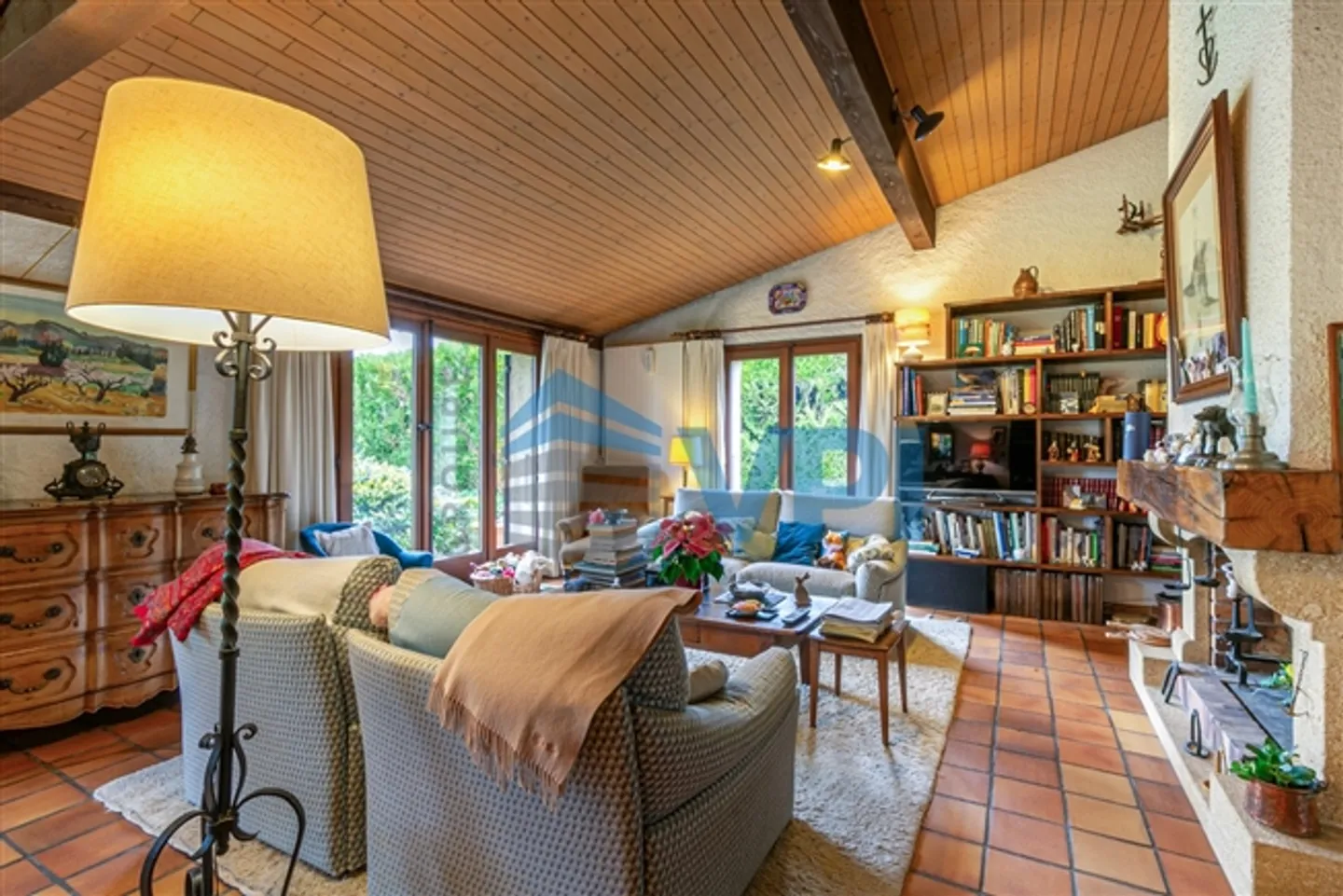 Villa indipendente con 5 camere nella città di Gy - Foto 3 di 9