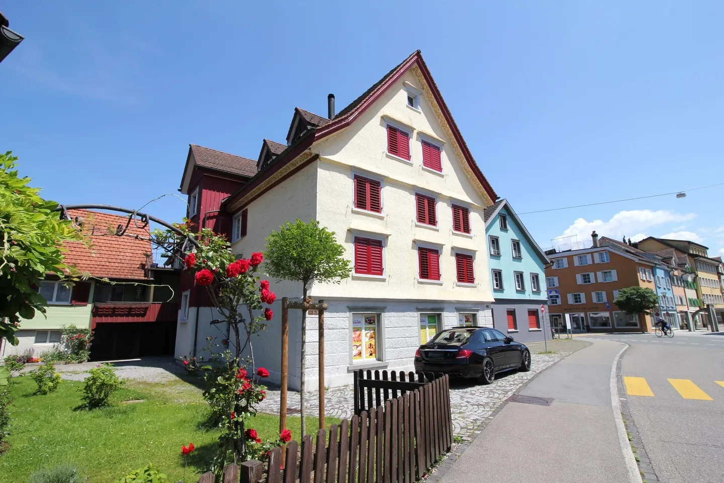 Casa plurifamiliare nella migliore posizione a Rheineck - Foto 2 di 9