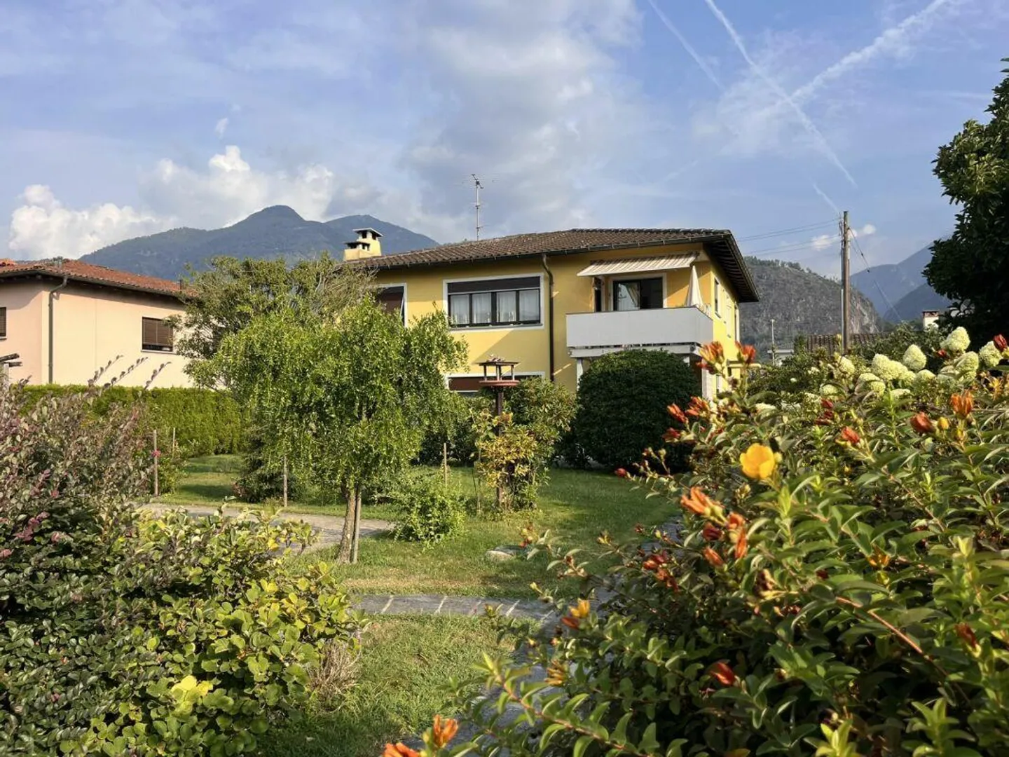 LOSONE - DOPPELHAUSHÄLFTE MIT GROSSEM GARTEN - Foto 1 von 27