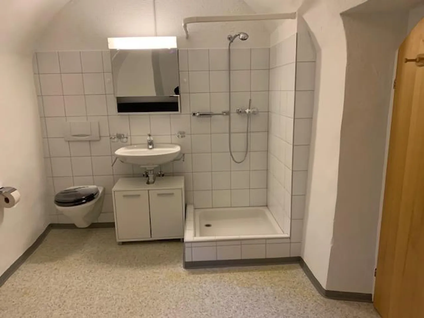 House with Stable and Garden - Photo 8 of 18